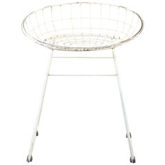 White Pastoe KM05 Wire Stool by Cees Braakman