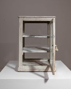 White Patinated Countertop Display Cabinet, France, 1900-1909