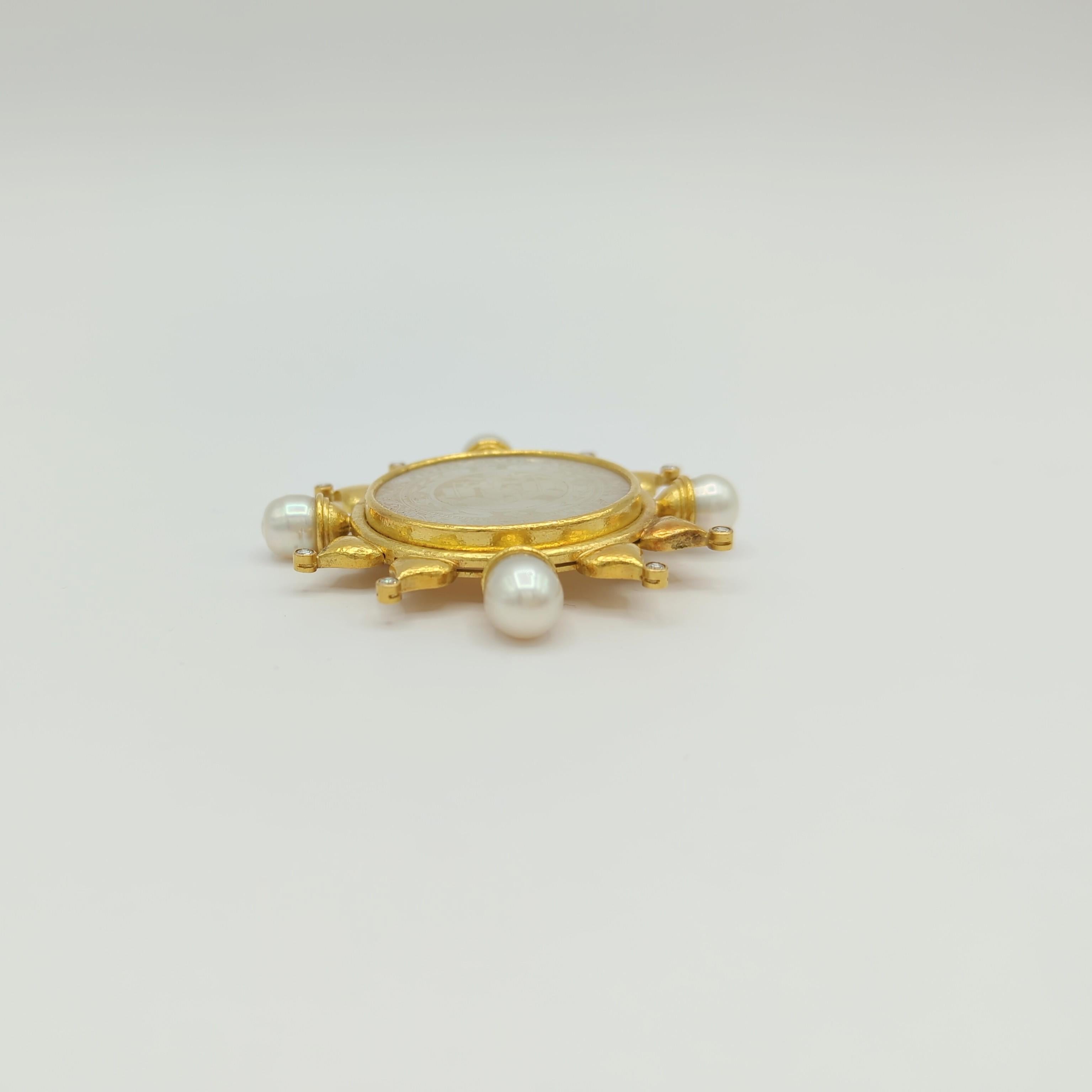 White Pearl and Diamond Chinese Gaming Brooch in 18K Yellow Gold  In New Condition For Sale In Los Angeles, CA