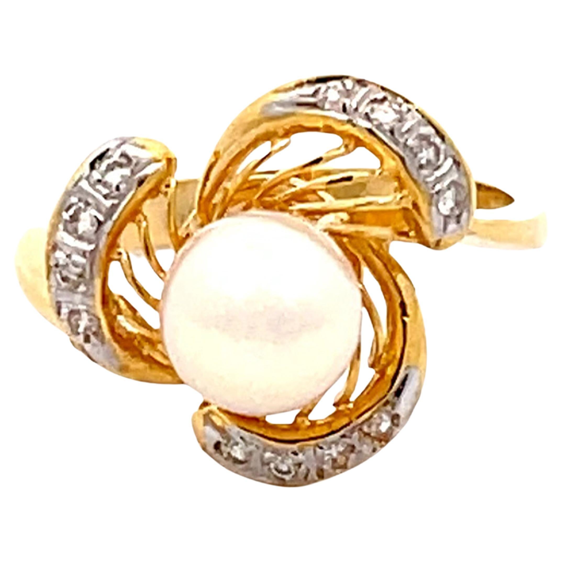 White Pearl and Diamond Flower Ring in 18K Yellow Gold