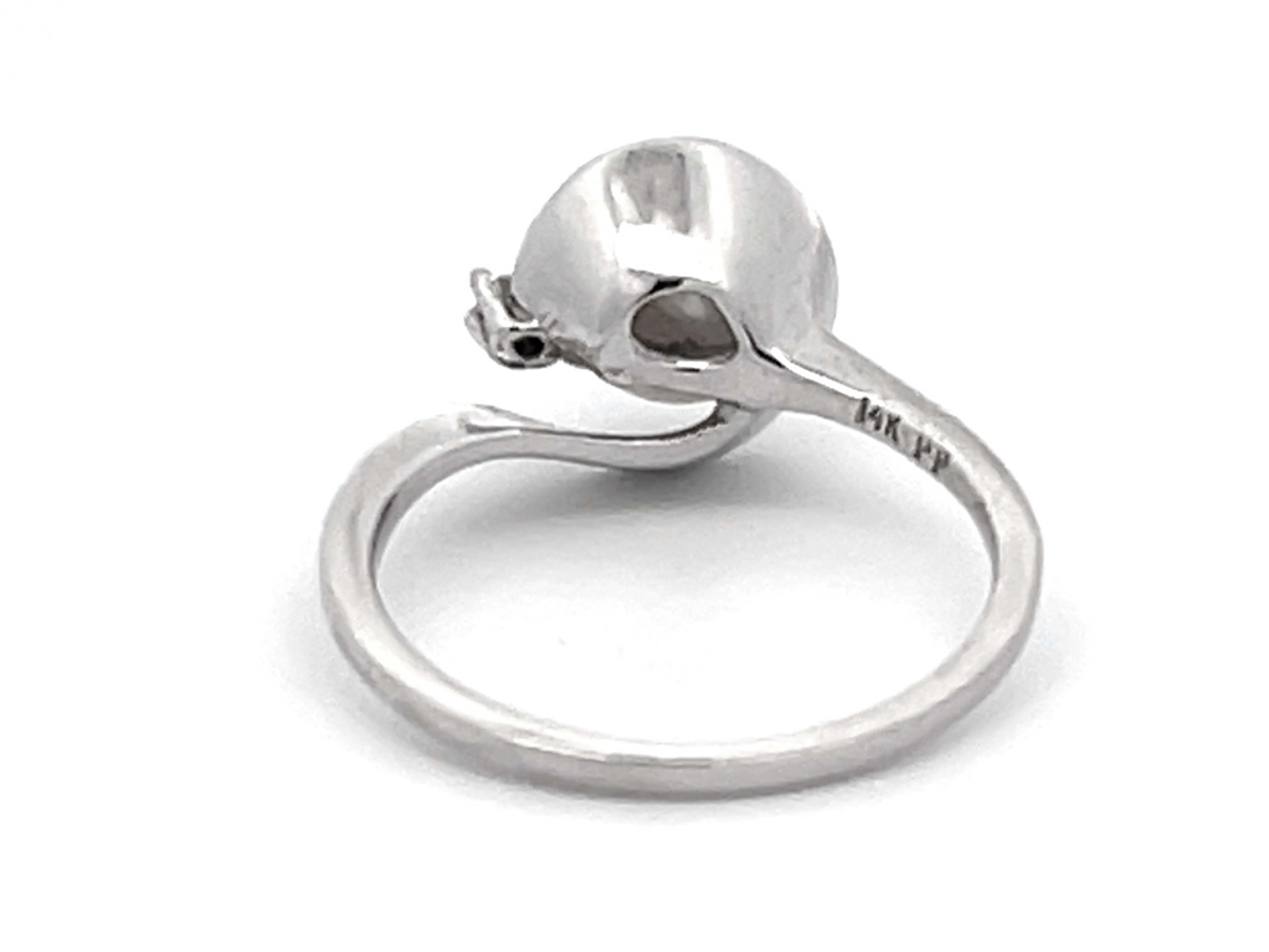 White Pearl and Diamond Ring in 14k White Gold For Sale 1