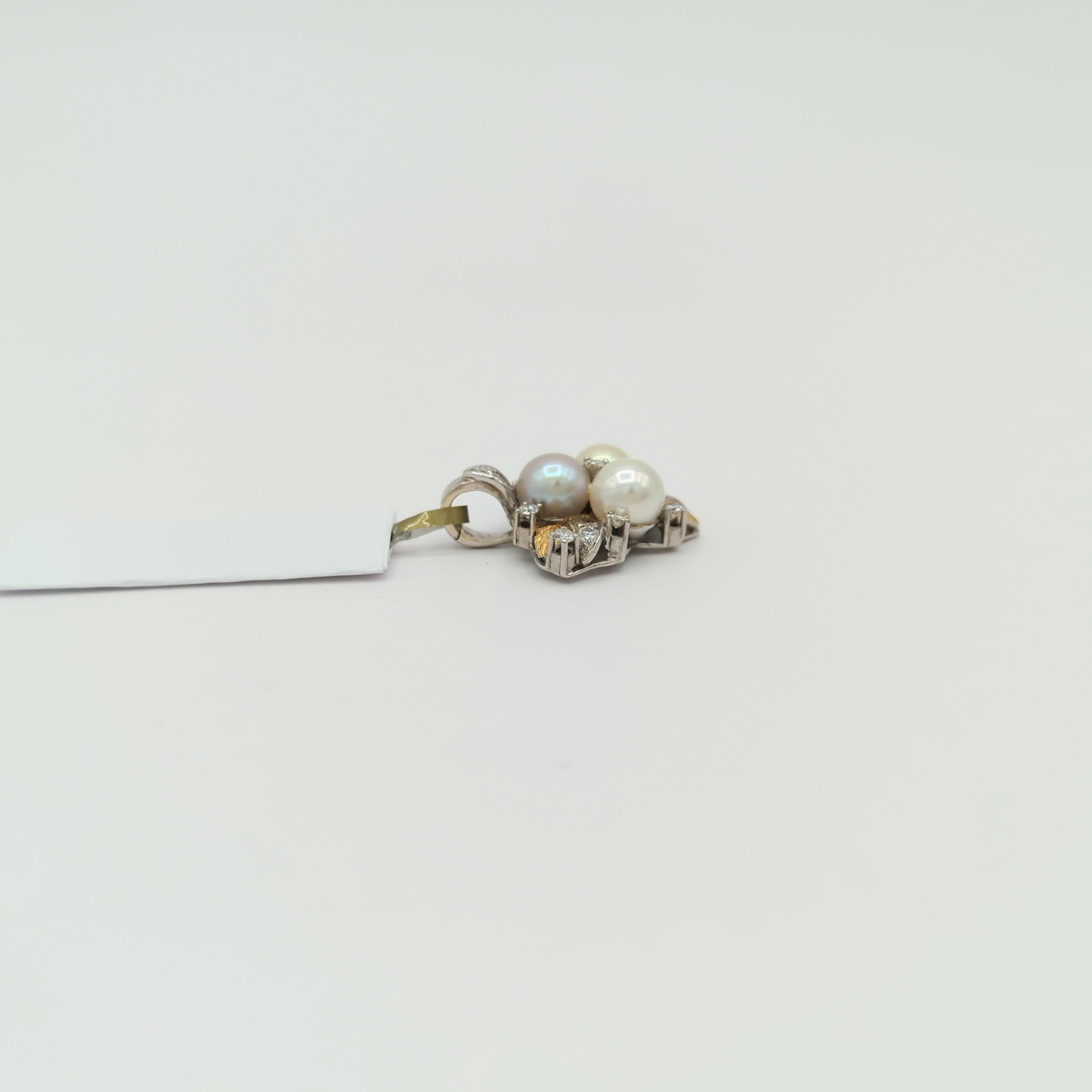 White Pearl and White Diamond Pendant in 18K 2 Tone Gold For Sale 1