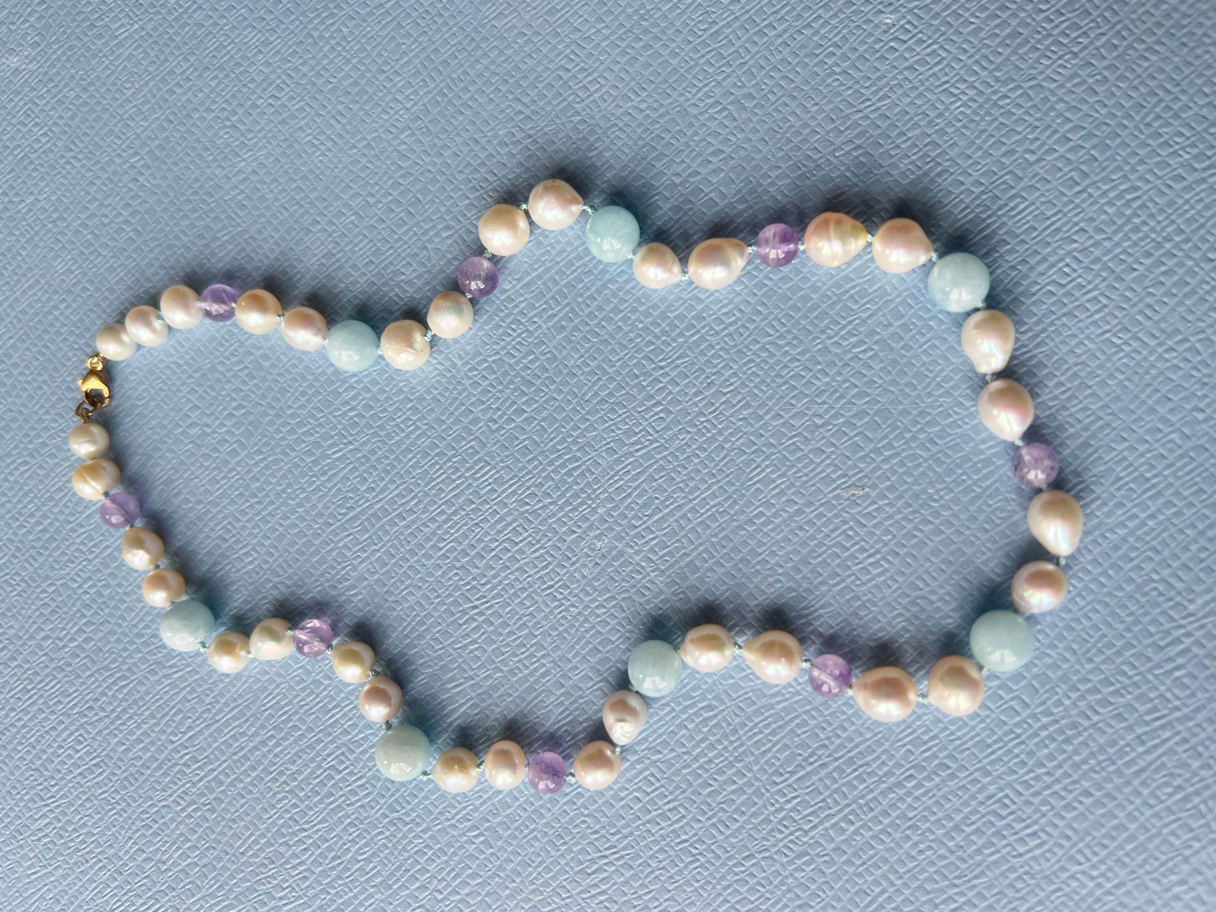 Round Cut White Pearl Aquamarine Amethyst Choker  Bead Necklace For Sale