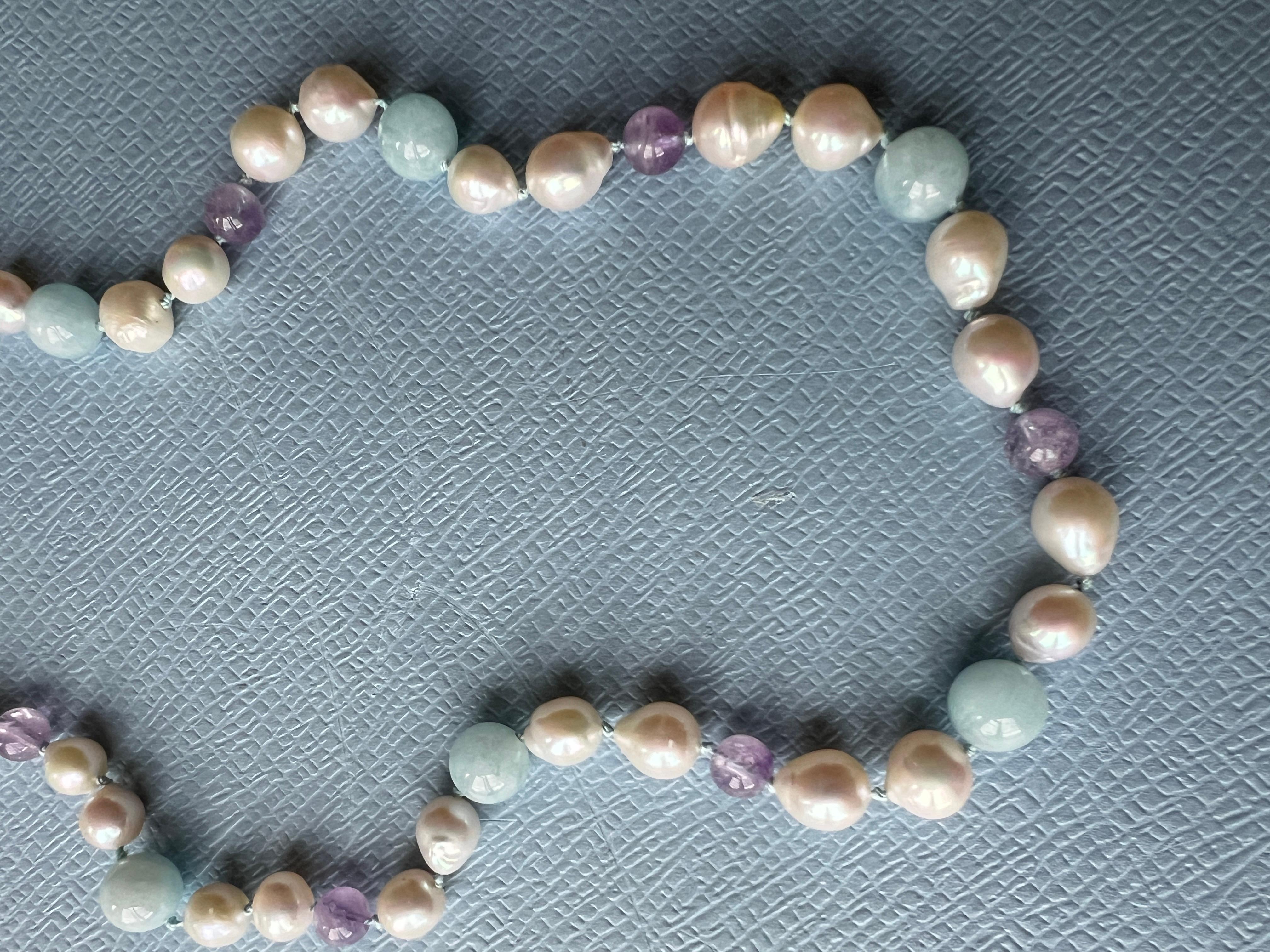 White Pearl Aquamarine Amethyst Choker  Bead Necklace For Sale 1