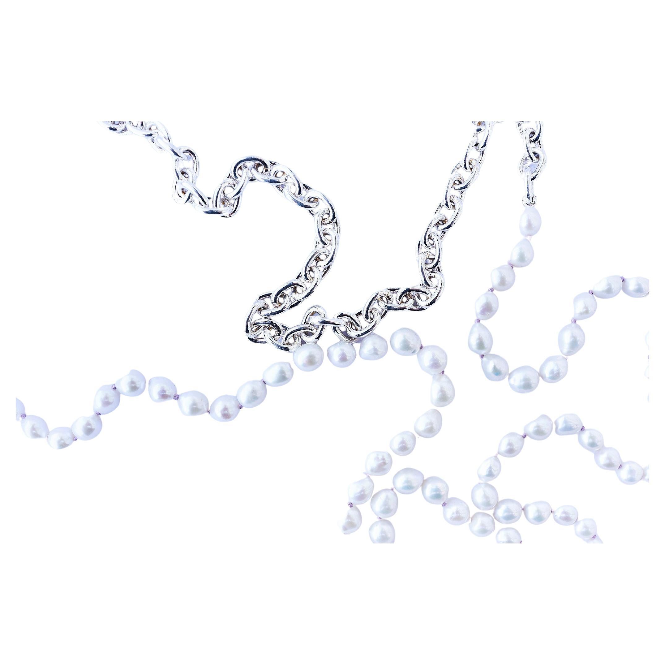 Taille ronde J Dauphin Collier à chaîne en argent avec perles blanches et perles en vente