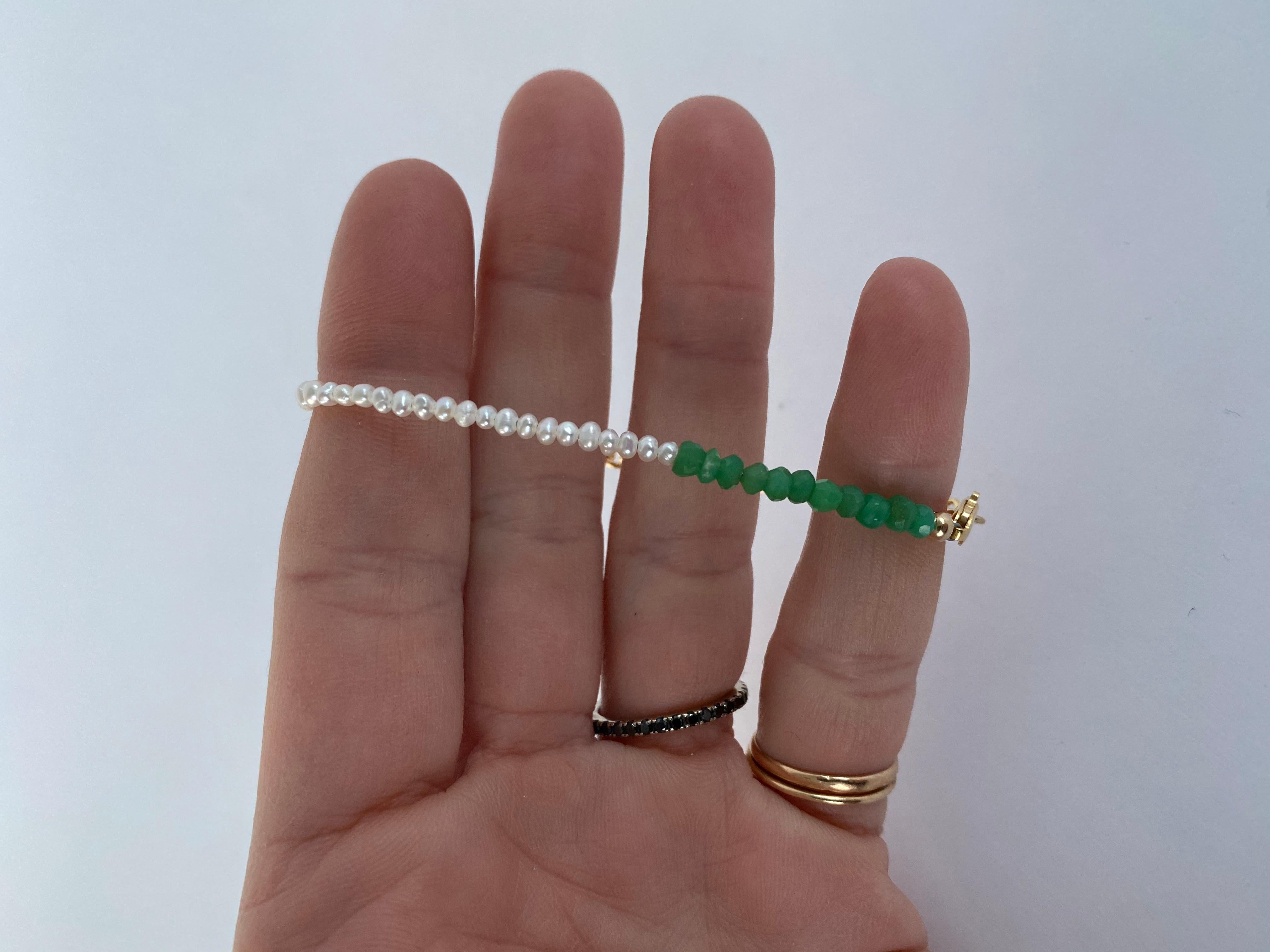Weiß Weiße weiße Perlenkette Armband Grüner Chrysopras Gold gefüllt  J Dauphin (Rundschliff) im Angebot