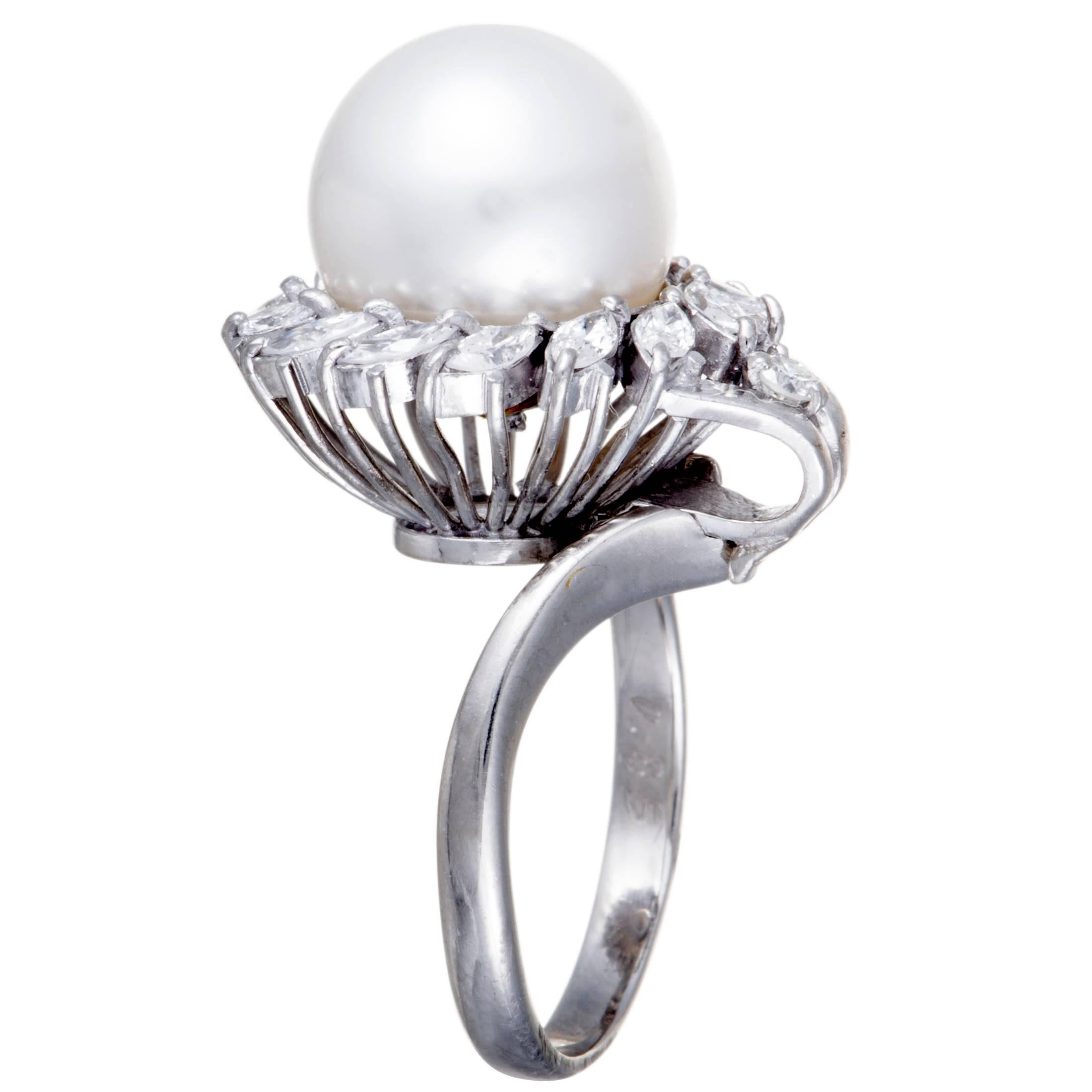 Women's White Pearl Diamond Platinum Ring