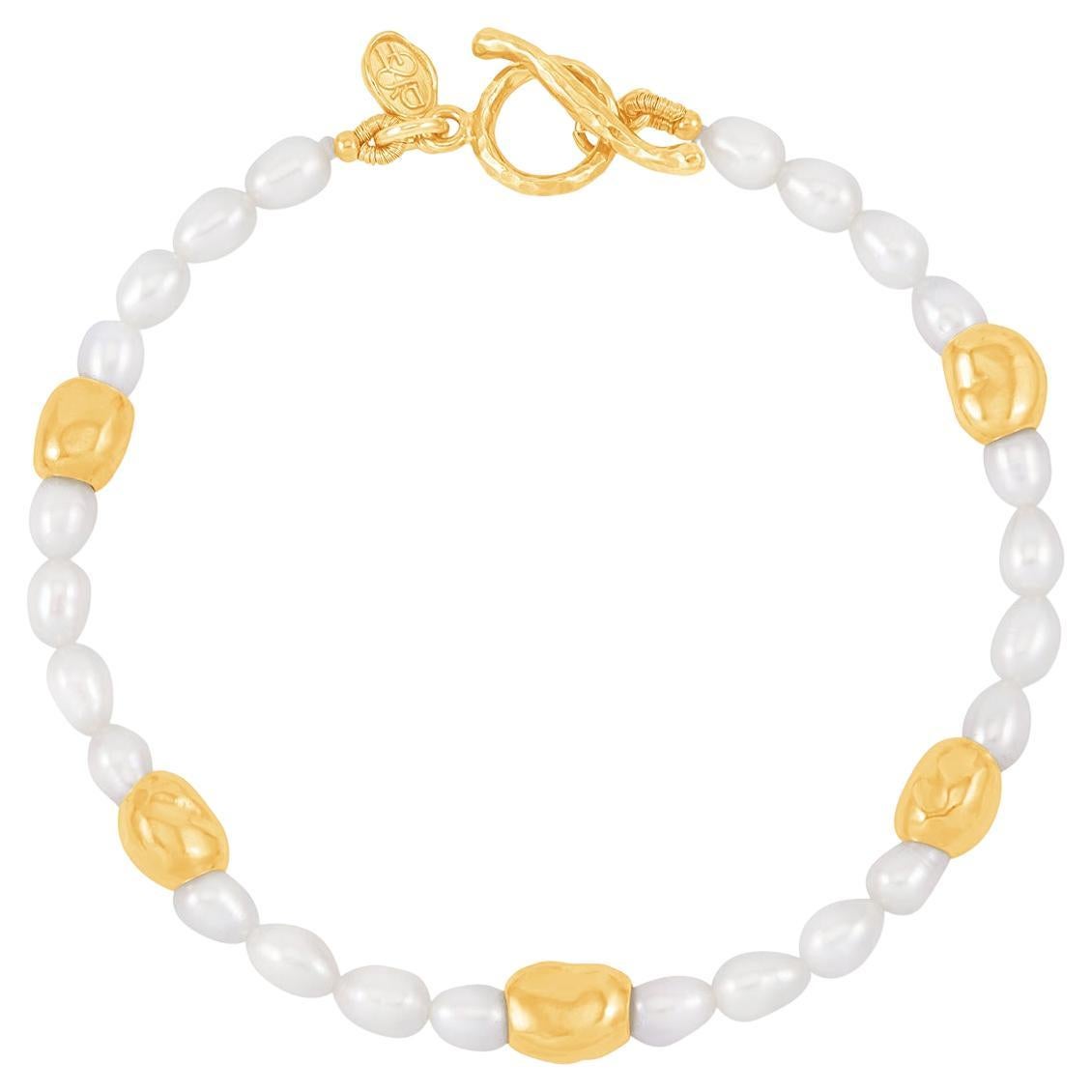 White Pearl Ocean Pebble Bracelet In Gold Vermeil