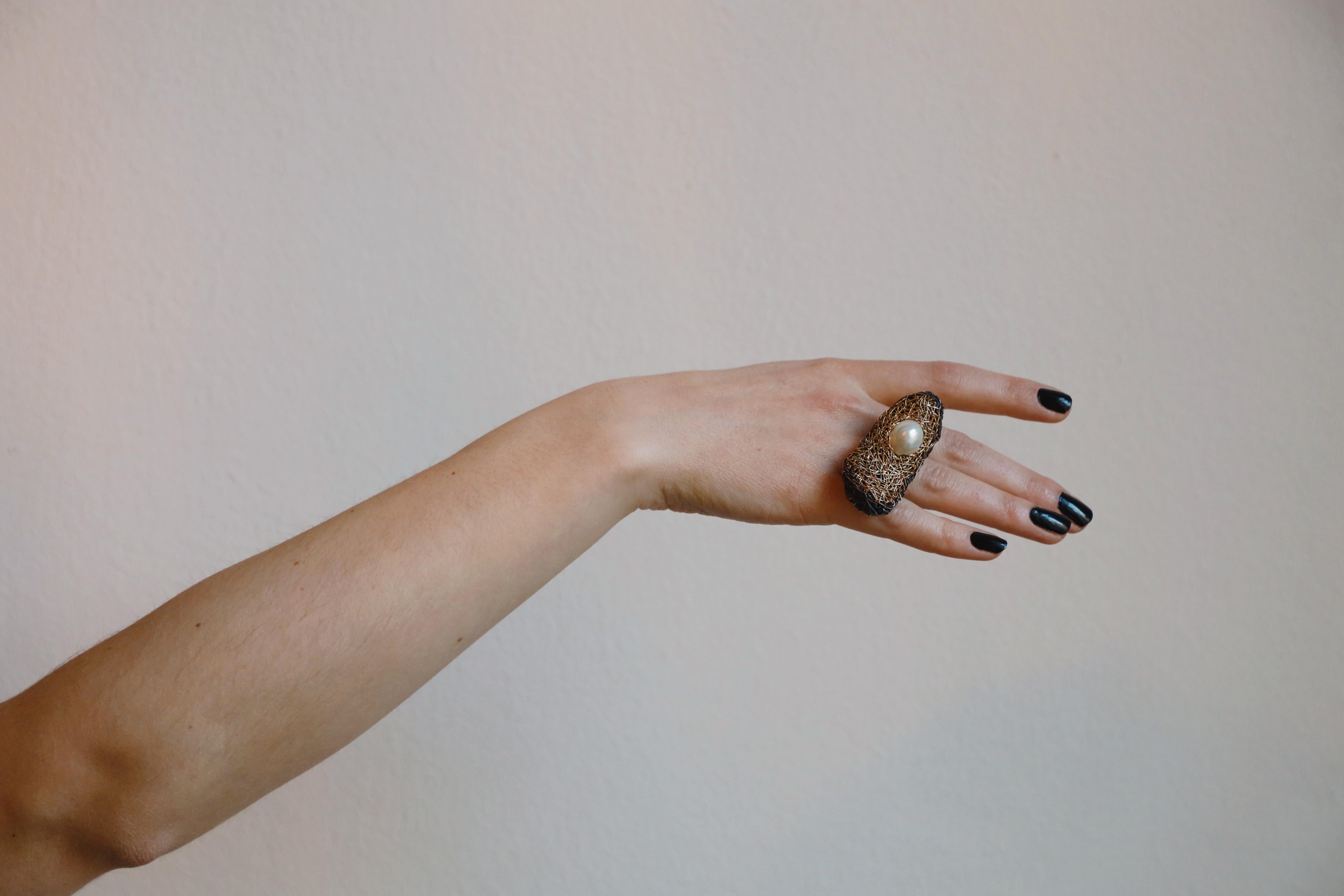 White Pearl One-of-a-Kind Cocktail Ring in Blackened Silver and Yellow Gold  For Sale 7