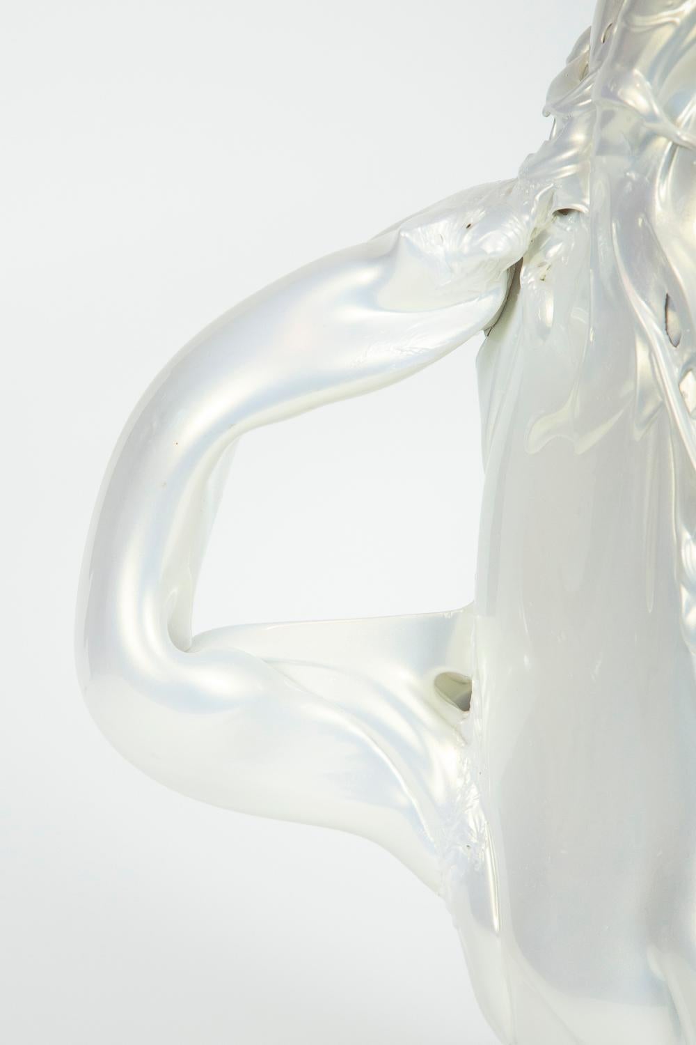 White Pearl Pitcher II, a unique white Glass Sculpture by Fredrik Nielsen For Sale 3