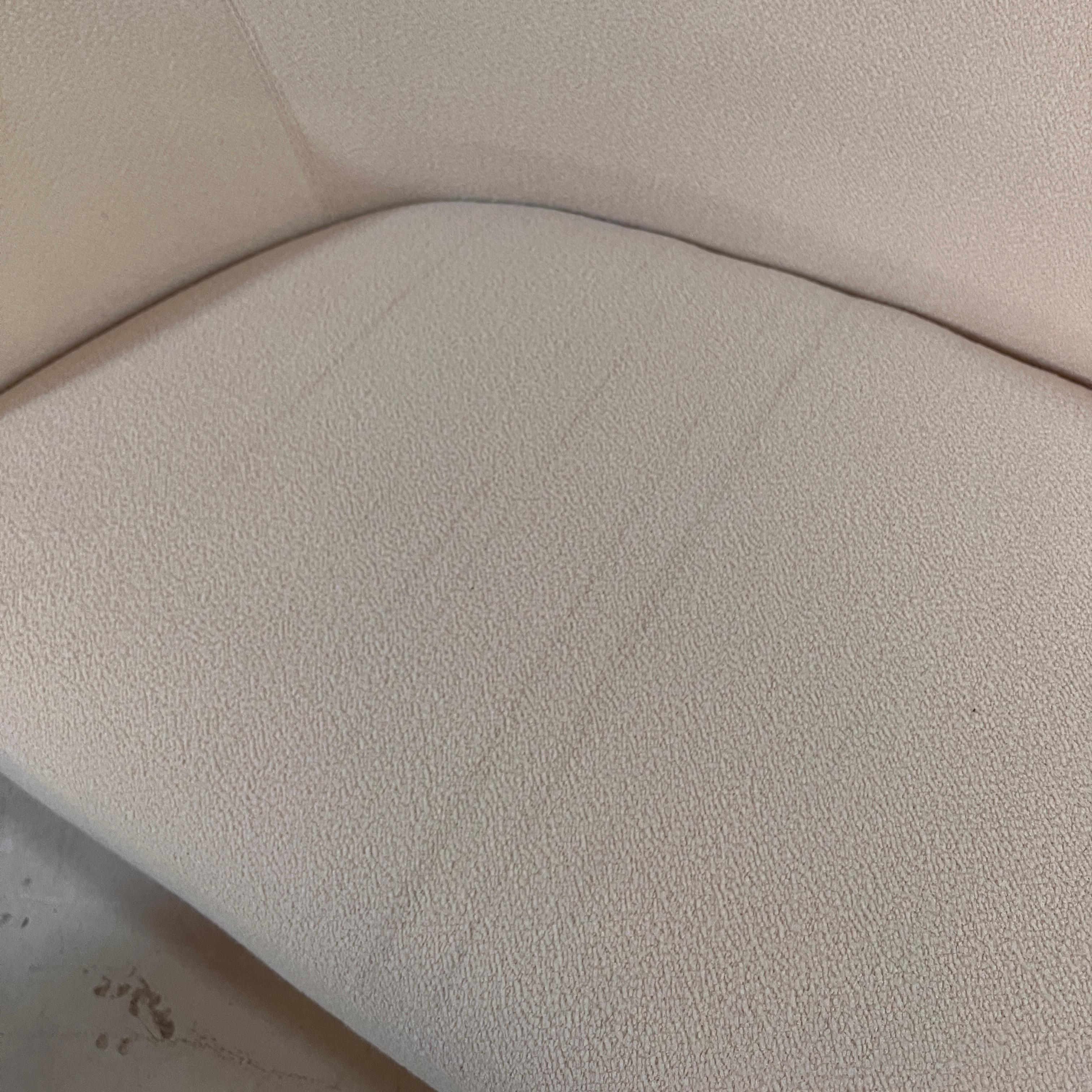 White “Pearl” Settee by Guglielmo Veronesi 1