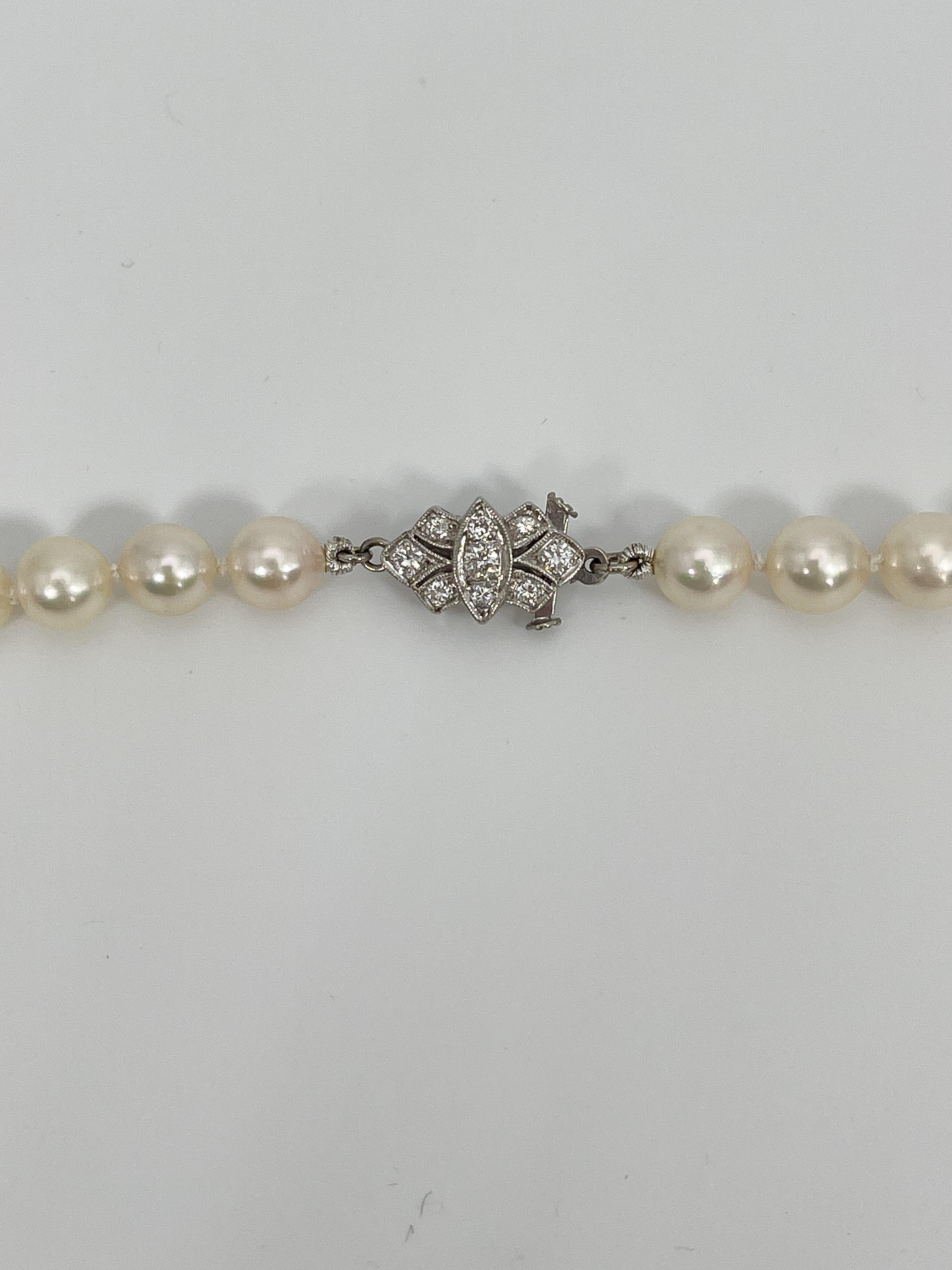 Women's White Pearl Strand Necklace with Platinum Diamond Pearl Clasp For Sale