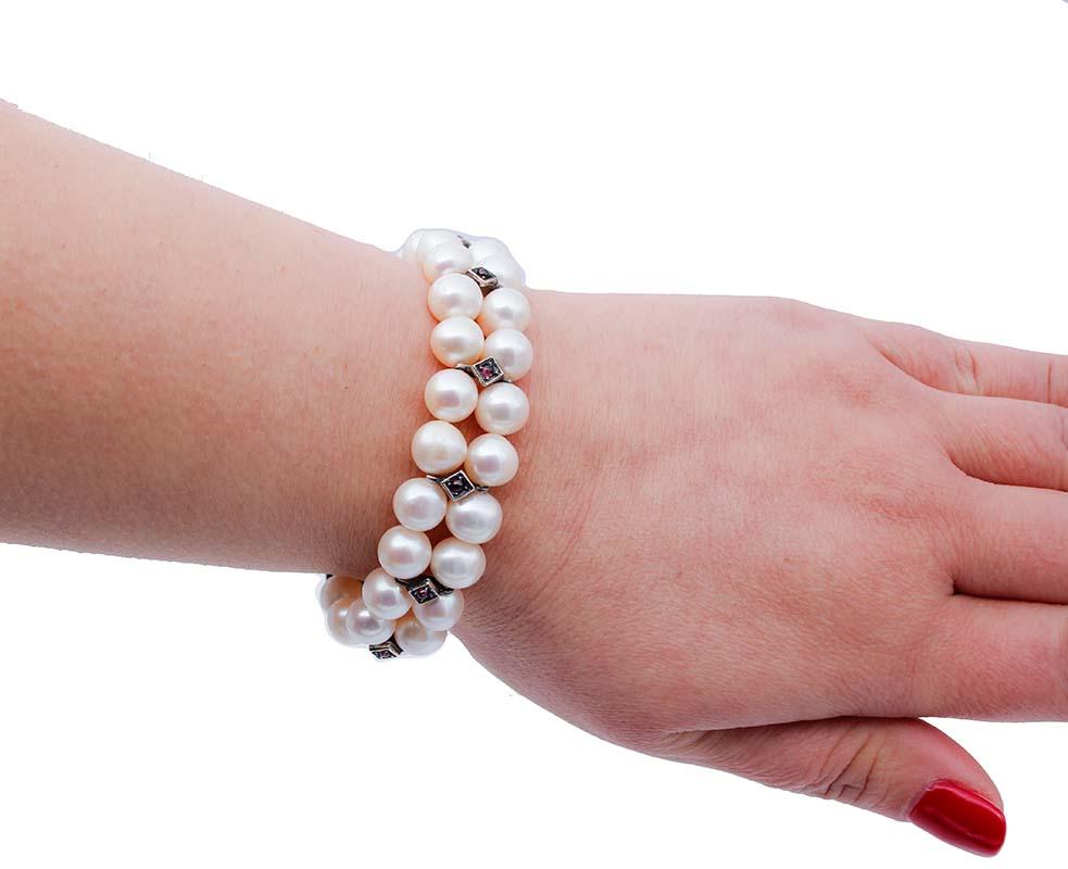 White Pearls, Garnets, Diamonds, Rose Gold and Silver Retrò Bracelet In New Condition In Marcianise, Marcianise (CE)