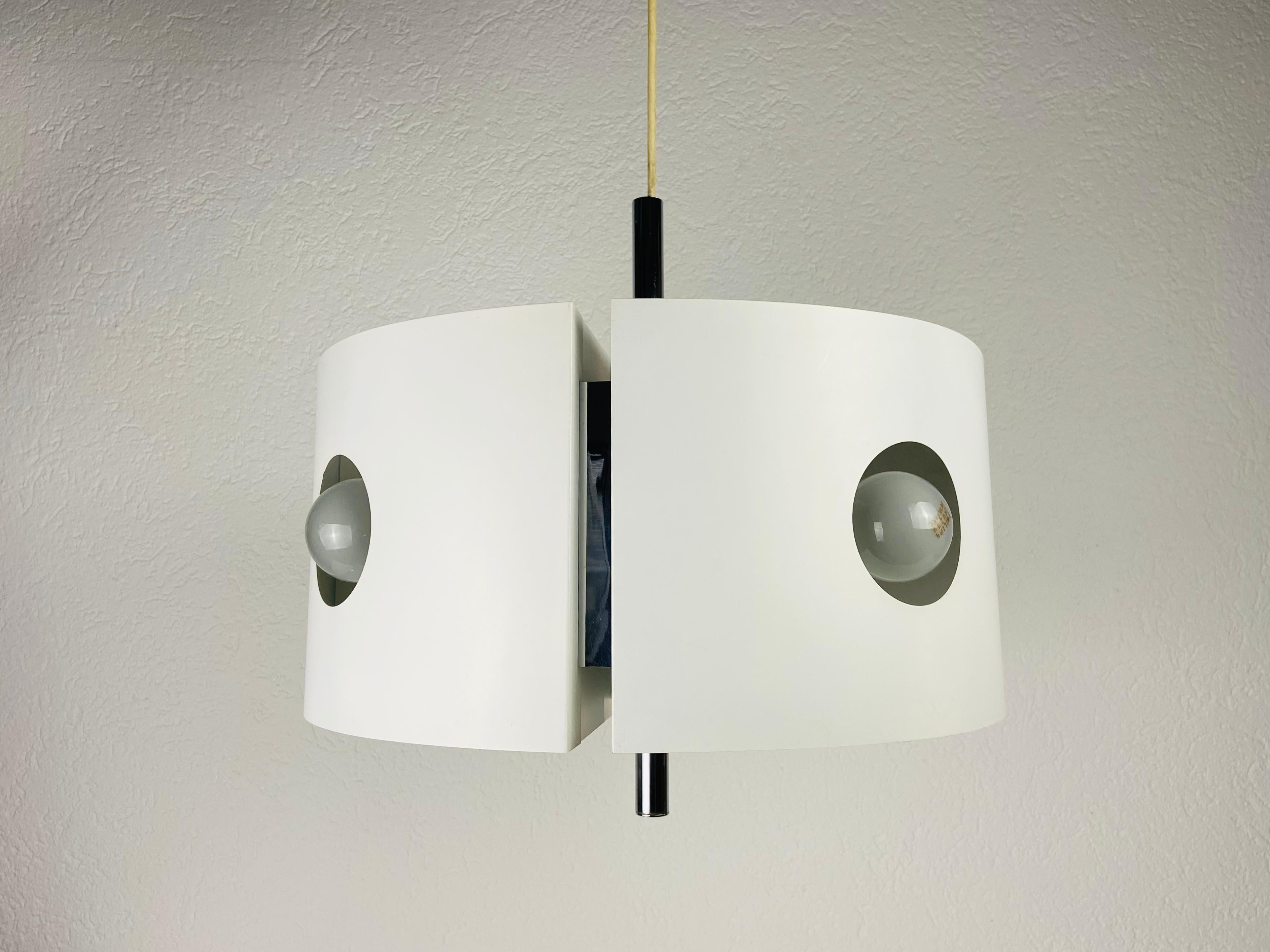White Pendant Lamp by Klaus Hempel for Kaiser Leuchten, 1970s In Good Condition For Sale In Hagenbach, DE