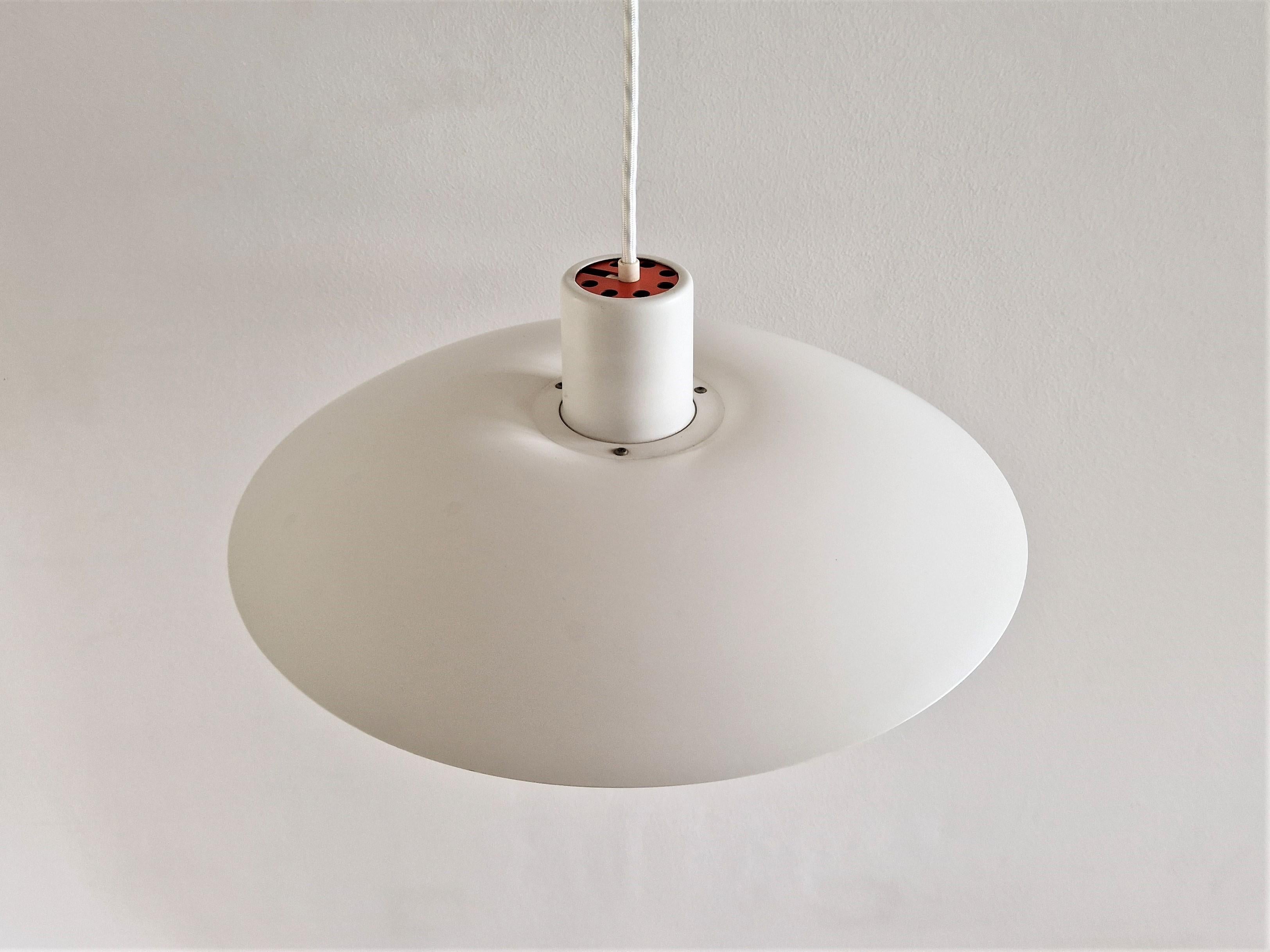 Mid-Century Modern White PH 4/3 Pendant Lamp by Poul Henningsen for Louis Poulsen, Denmark 1960's