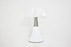 Weiße Pipistrello-Tischlampe von Gae Aulenti für Martinelli Luce