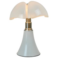 White Pipistrello Table Lamp by Gae Aulenti for Martinelli Luce