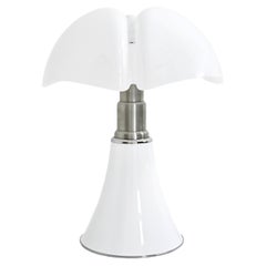 White Pipistrello Table Lamp by Gae Aulenti for Martinelli Luce