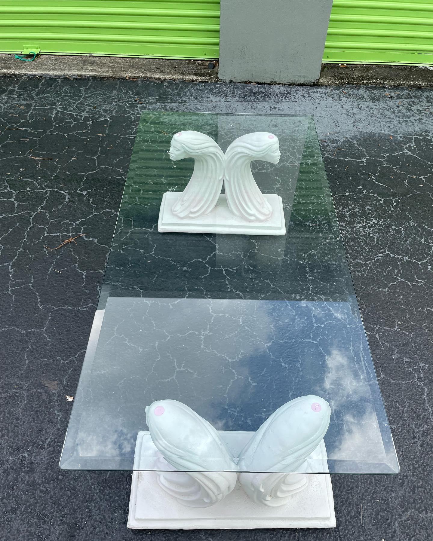 White Plaster and Glass Art Deco Lady in the Wind Coffee Table In Excellent Condition For Sale In Sunrise, FL
