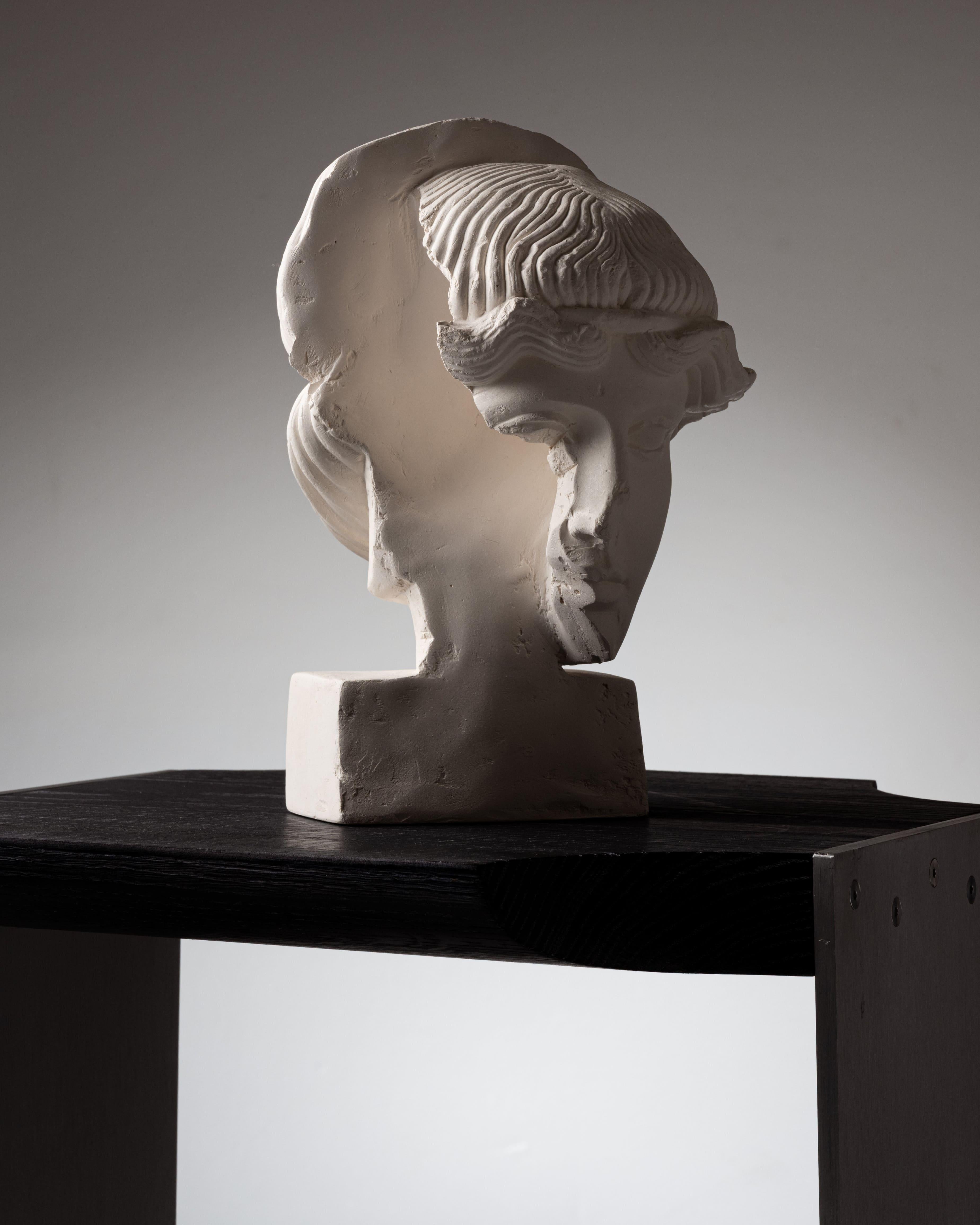 White plaster sculpture “FRAGMENT #9” For Sale 3