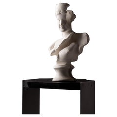 White plaster sculpture "Fragmented Venus #9"