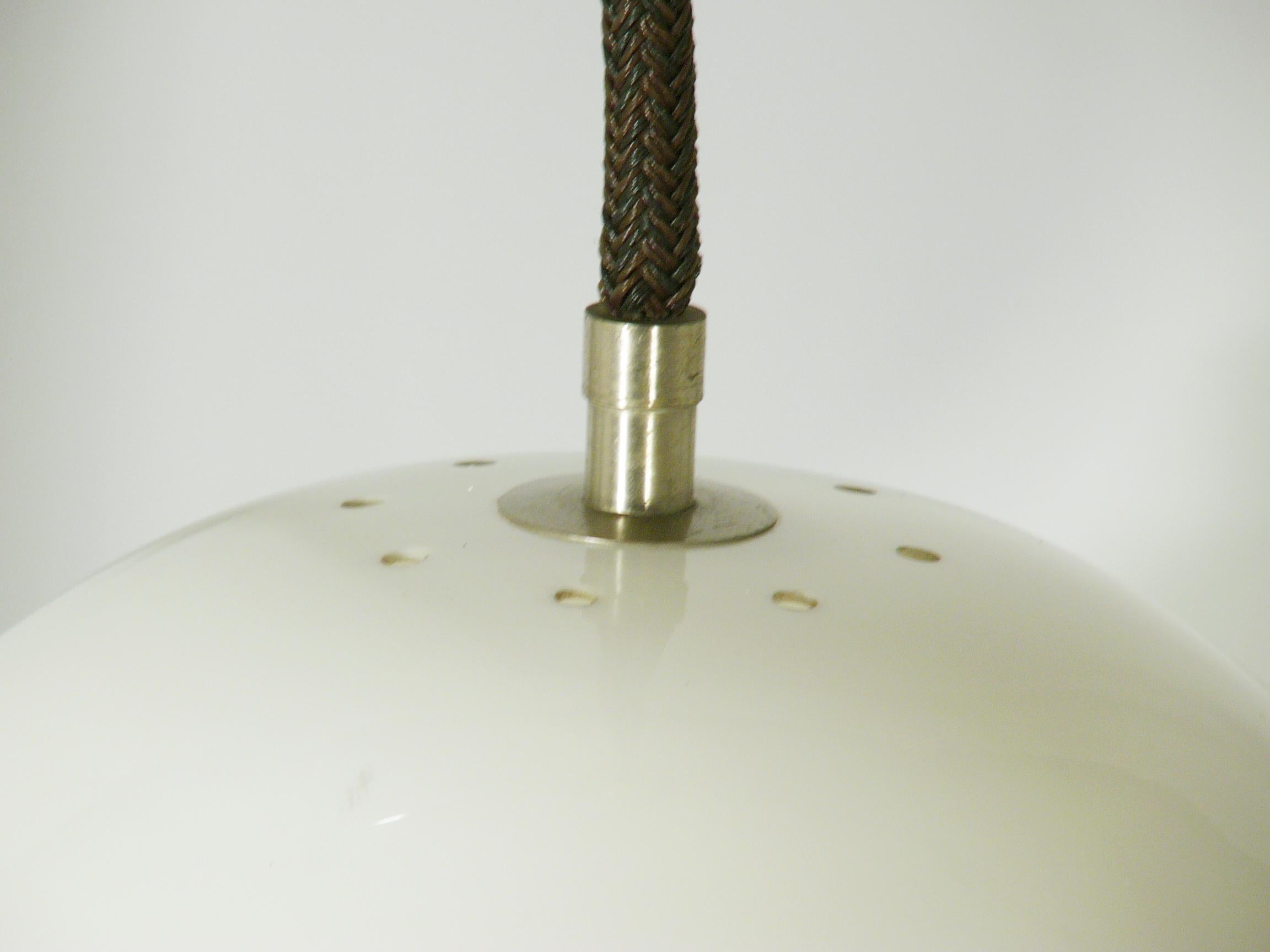 Hängeleuchte aus weißem Kunststoff Mod 2/5 1959 von GPA Monti für Kartell (Mitte des 20. Jahrhunderts) im Angebot