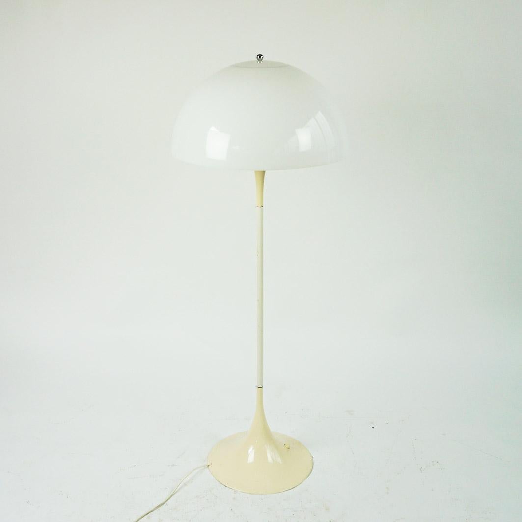 Scandinavian Modern White Plastic Panthella Floor Lamp by Verner Panton for Louis Poulsen Denmark For Sale