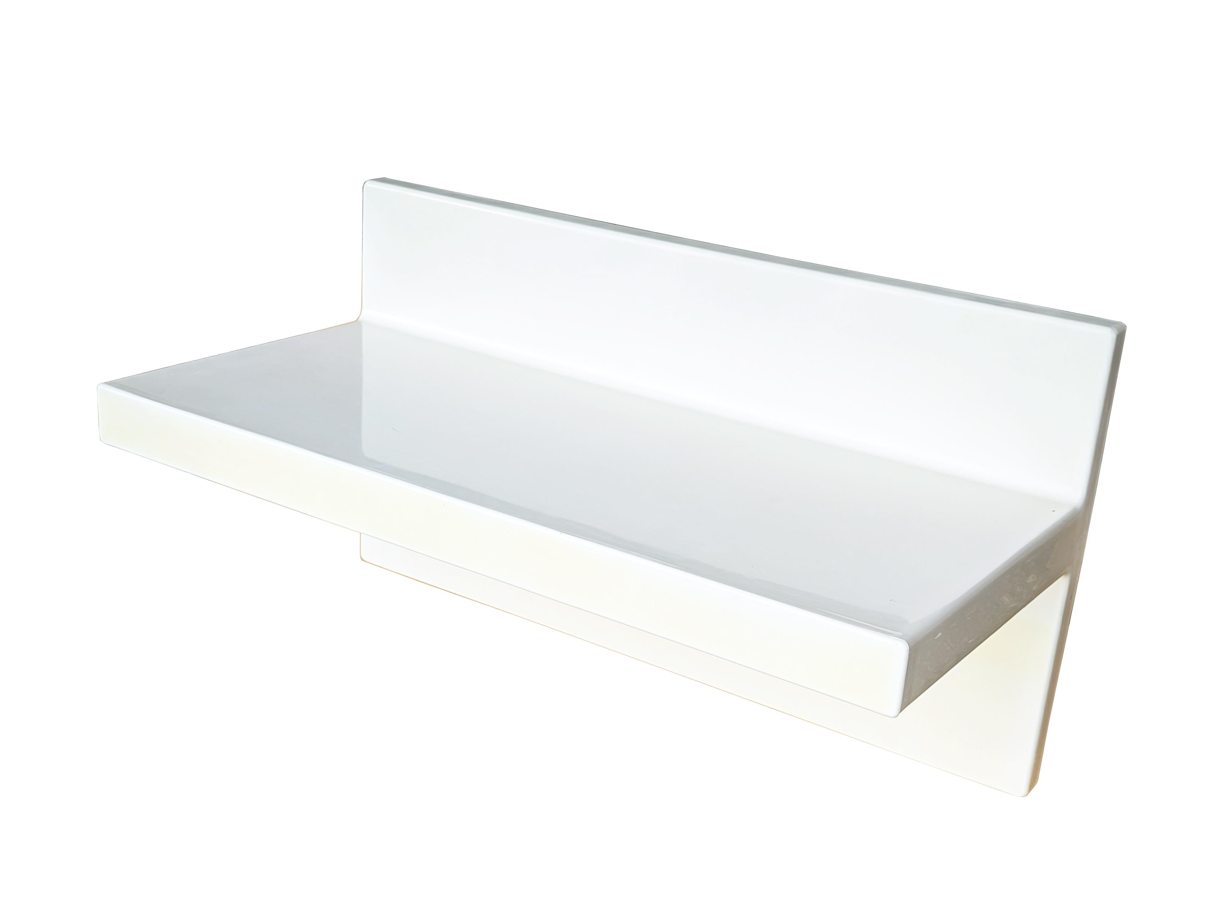 White plastic shelves by Marcello Siard for Kartell, 1970s In Good Condition In Varese, Lombardia