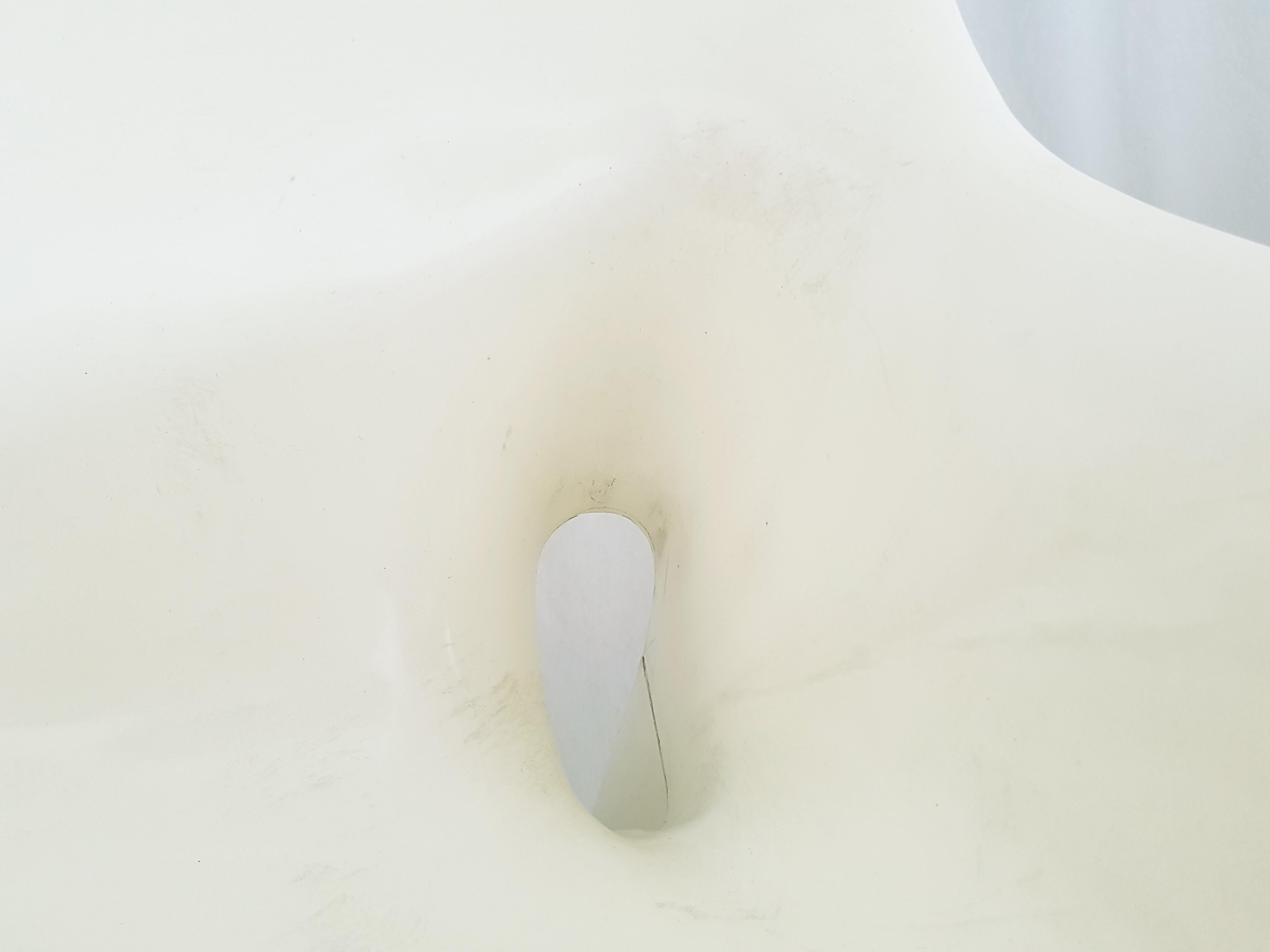 Vicario-Sessel aus weißem Kunststoff von Vico Magistretti für Artemide, 1971, 2er-Set, Set im Angebot 8