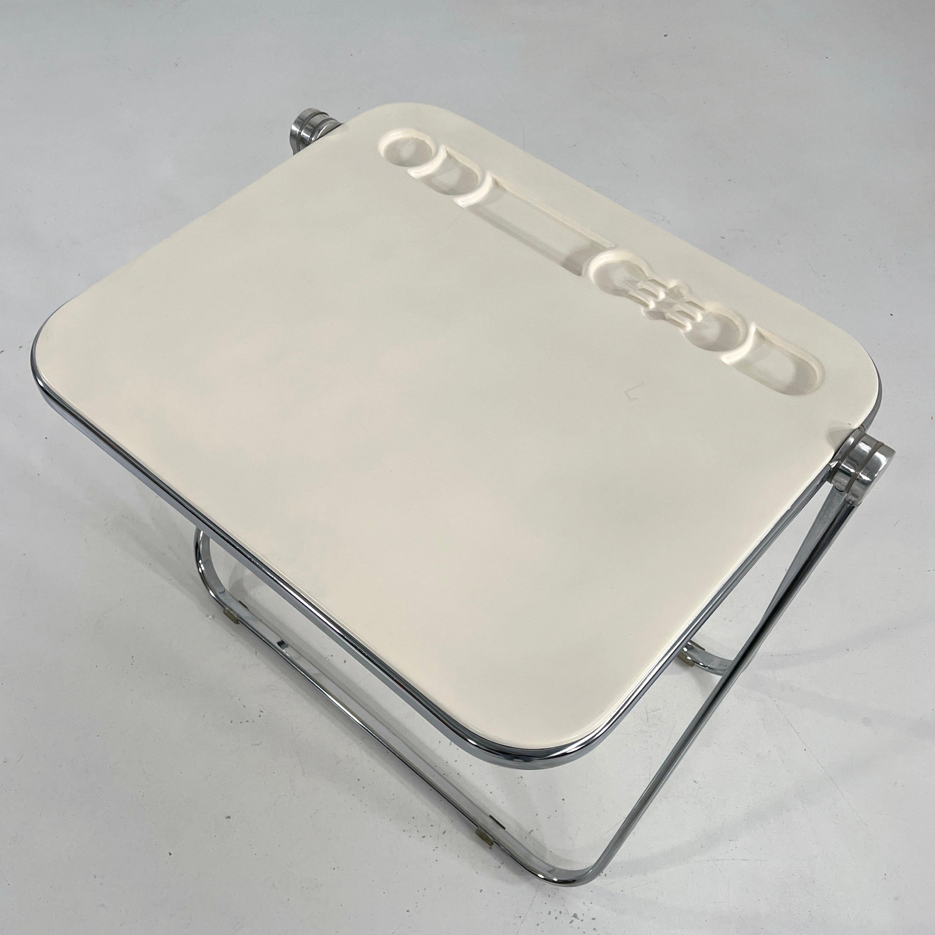 Late 20th Century White Platone Folding Desk by Giancarlo Piretti for Anonima Castelli, 1970s For Sale