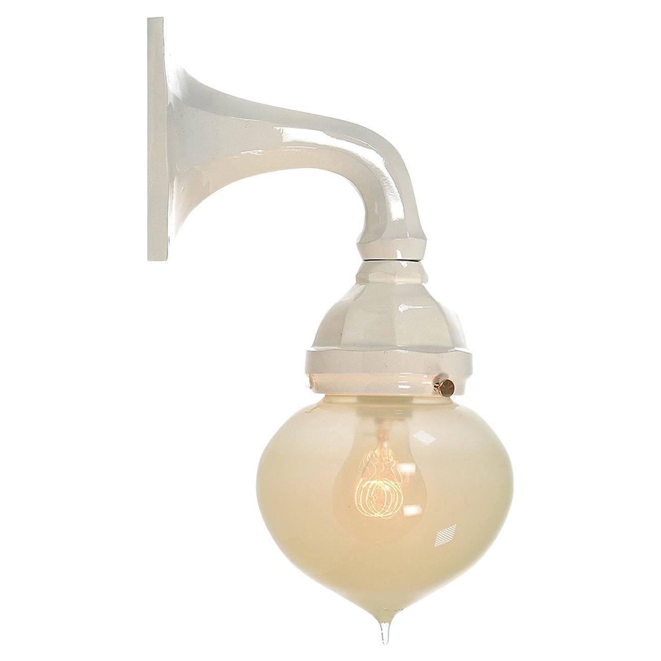 Classic White Porcelain And Vaseline Glass Sconce For Sale