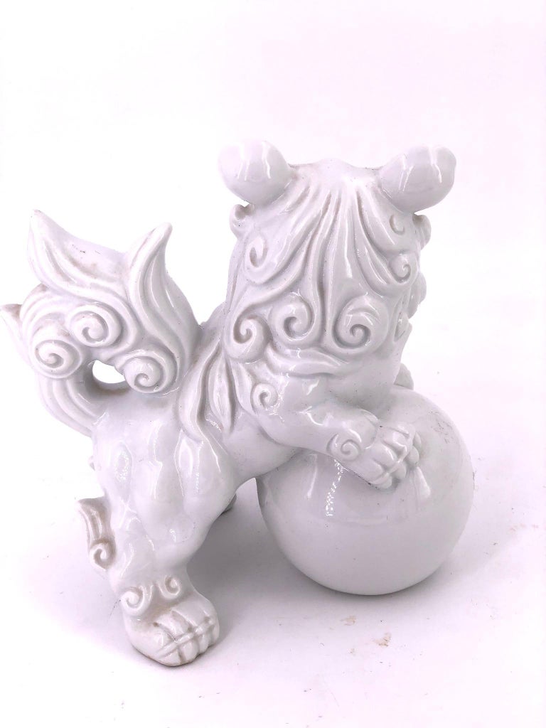 White Porcelain Antique Japanese Foo Dog Sculpture For Sale At 1stdibs