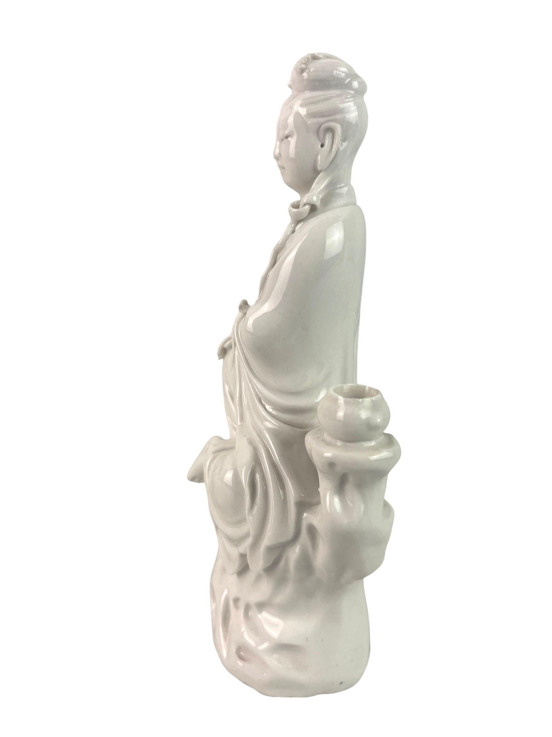 White porcelain 