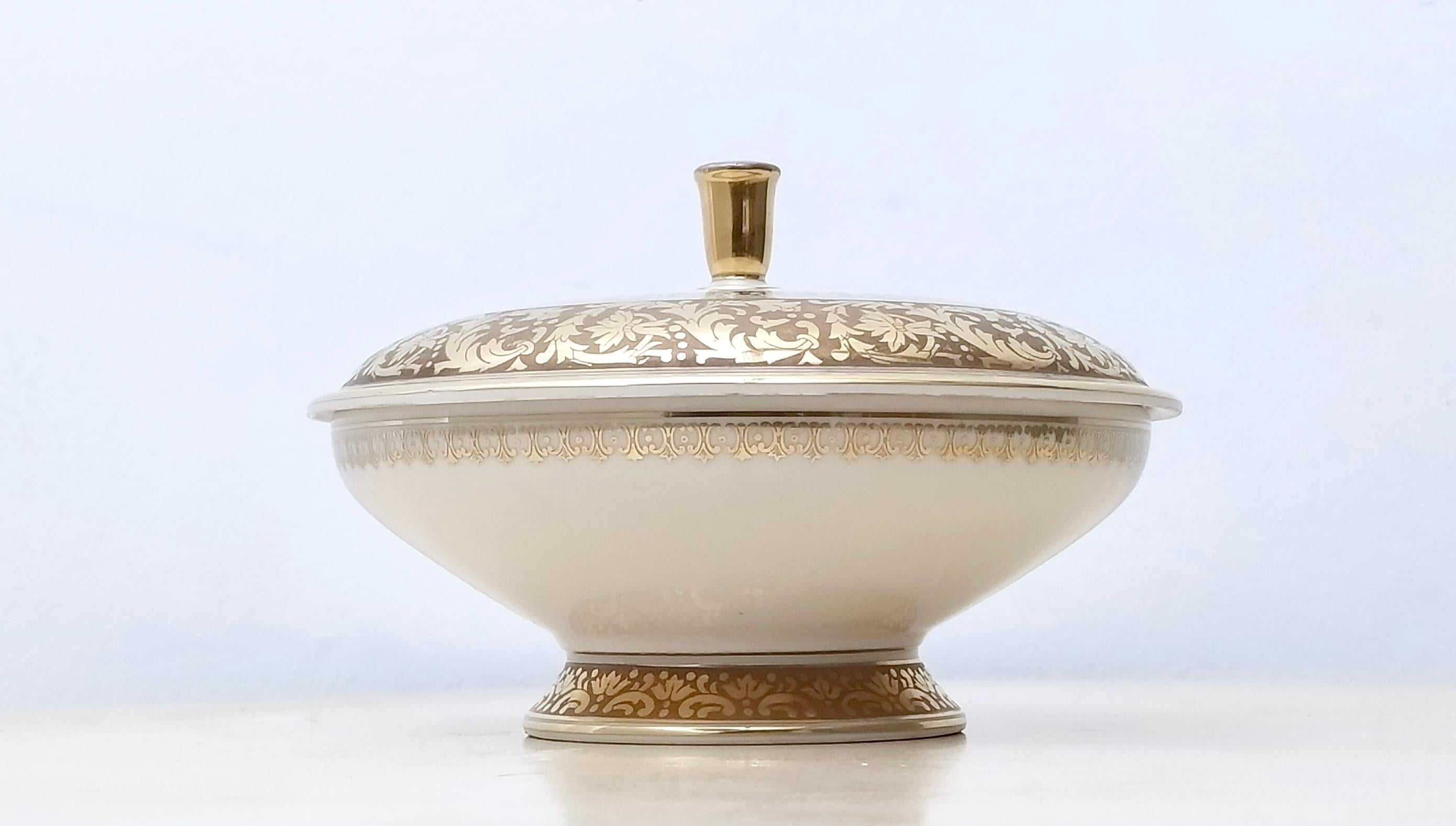 Trinket-Schale aus weißem Porzellan mit Golddetails von Rosenthal, Vintage (Moderne der Mitte des Jahrhunderts) im Angebot