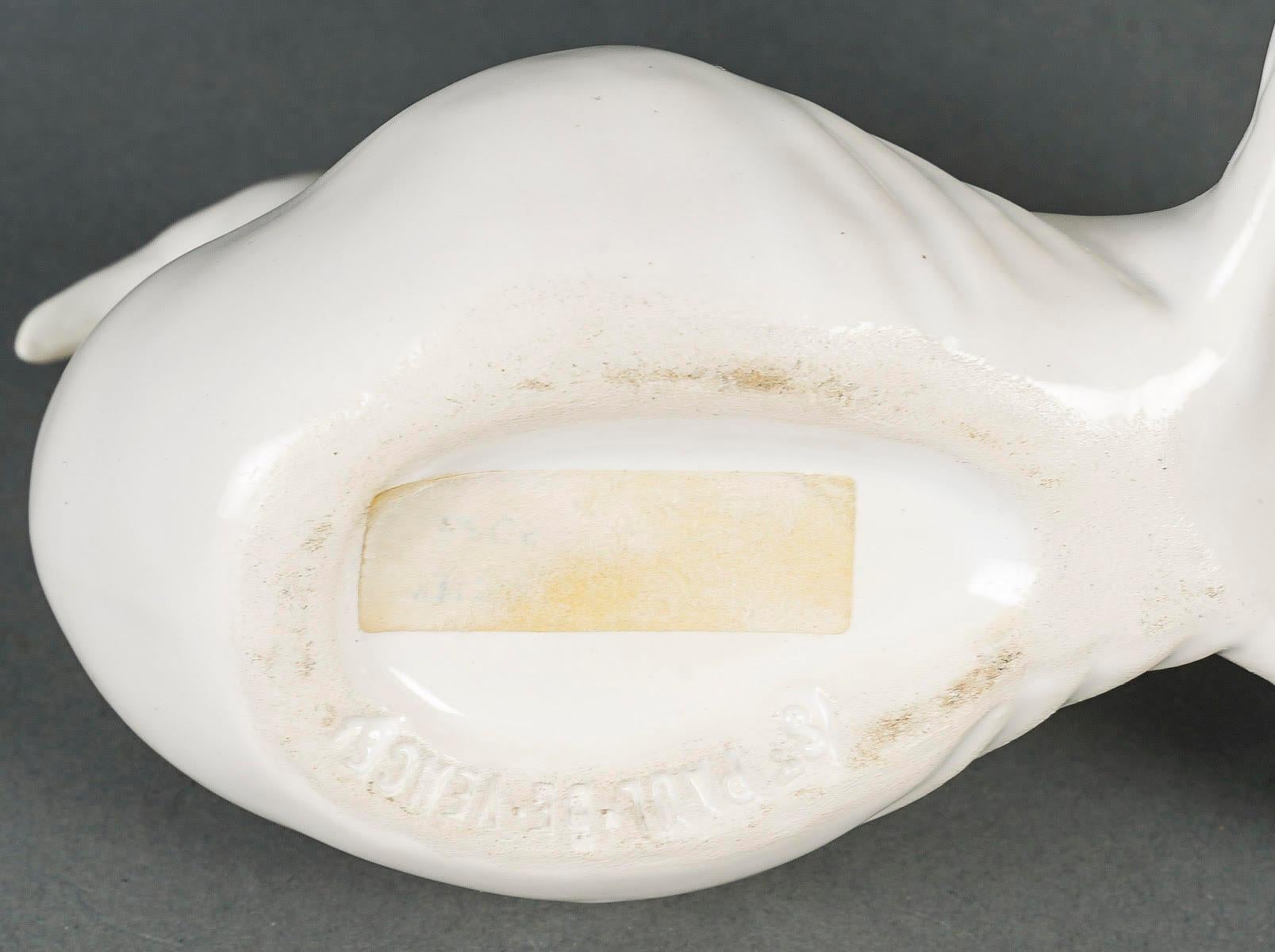Weißer Porzellanbürstenständer aus weißem Porzellan, 20. Jahrhundert, Jugendstil-Periode. im Angebot 1