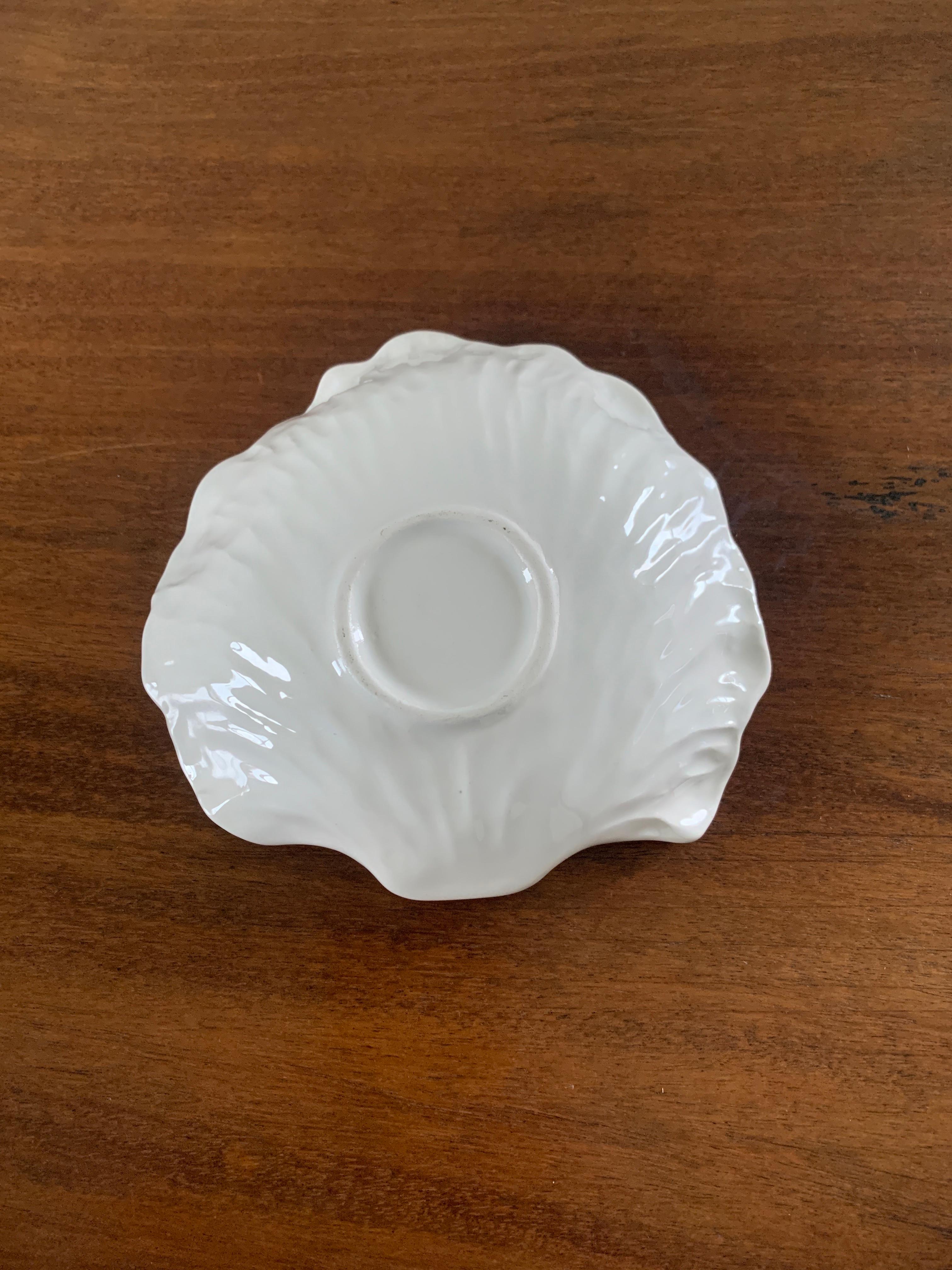 White Porcelain Cabbage Plates, Set of Four In Good Condition For Sale In Elkhart, IN
