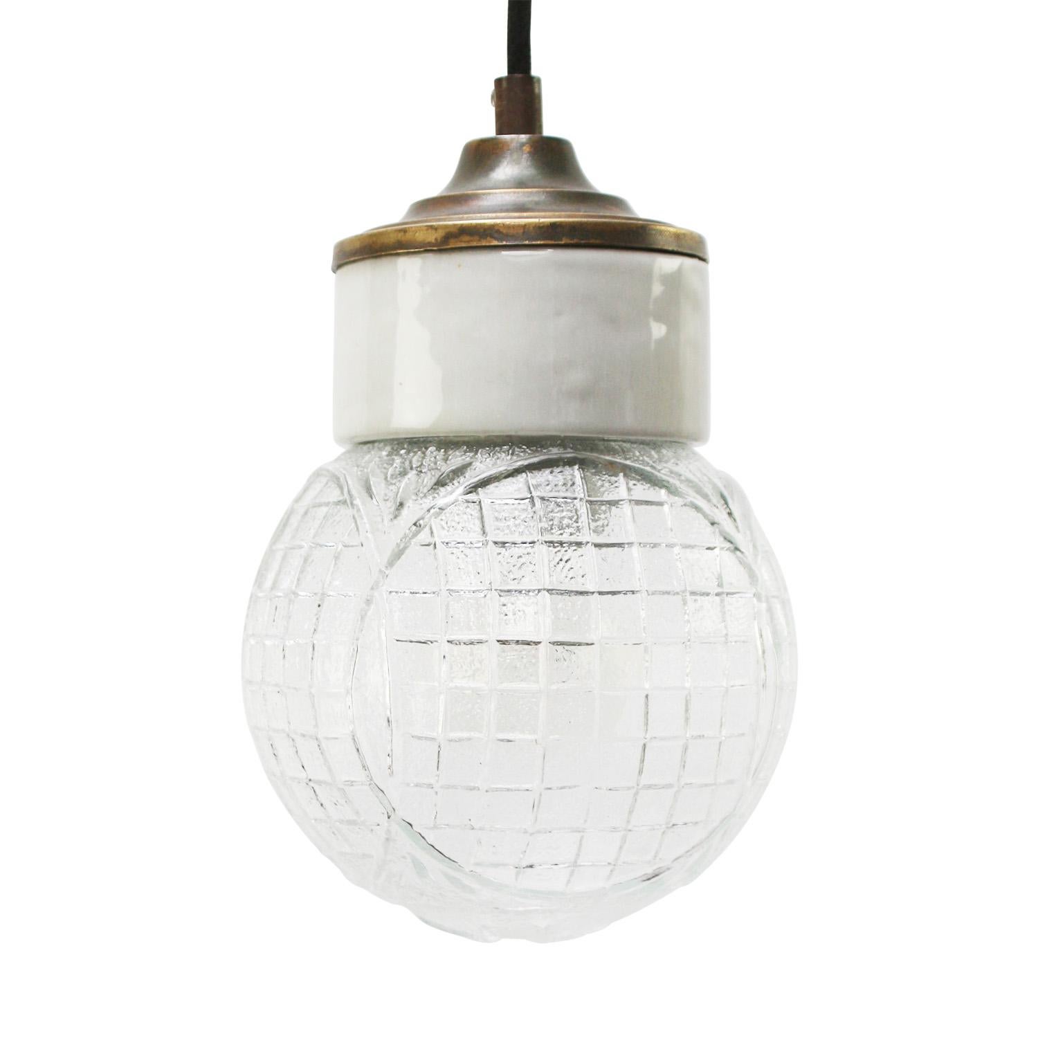 Porcelain industrial hanging lamp.
White porcelain, brass and clear texture glass.
2 conductors, no ground.

Weight: 1.20 kg / 2.6 lb

Priced per individual item. All lamps have been made suitable by international standards for incandescent light