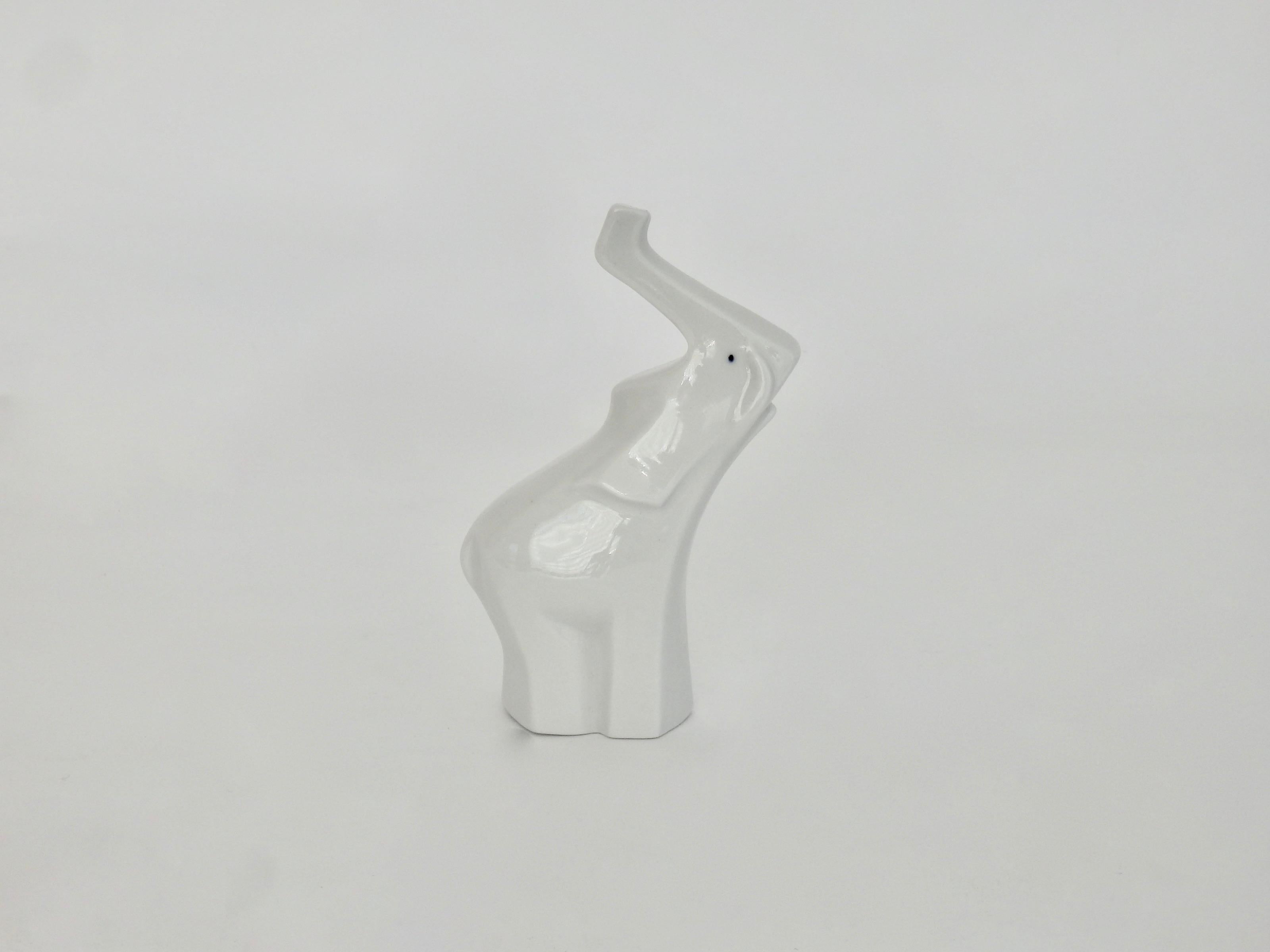 White Porcelain Cubist Elephant Figurine In Good Condition For Sale In Ferndale, MI