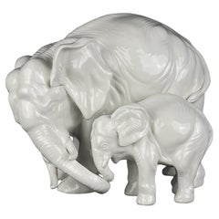 Vintage White porcelain figurine Elephant and baby by Artepiu ESTE, Italy 1990s