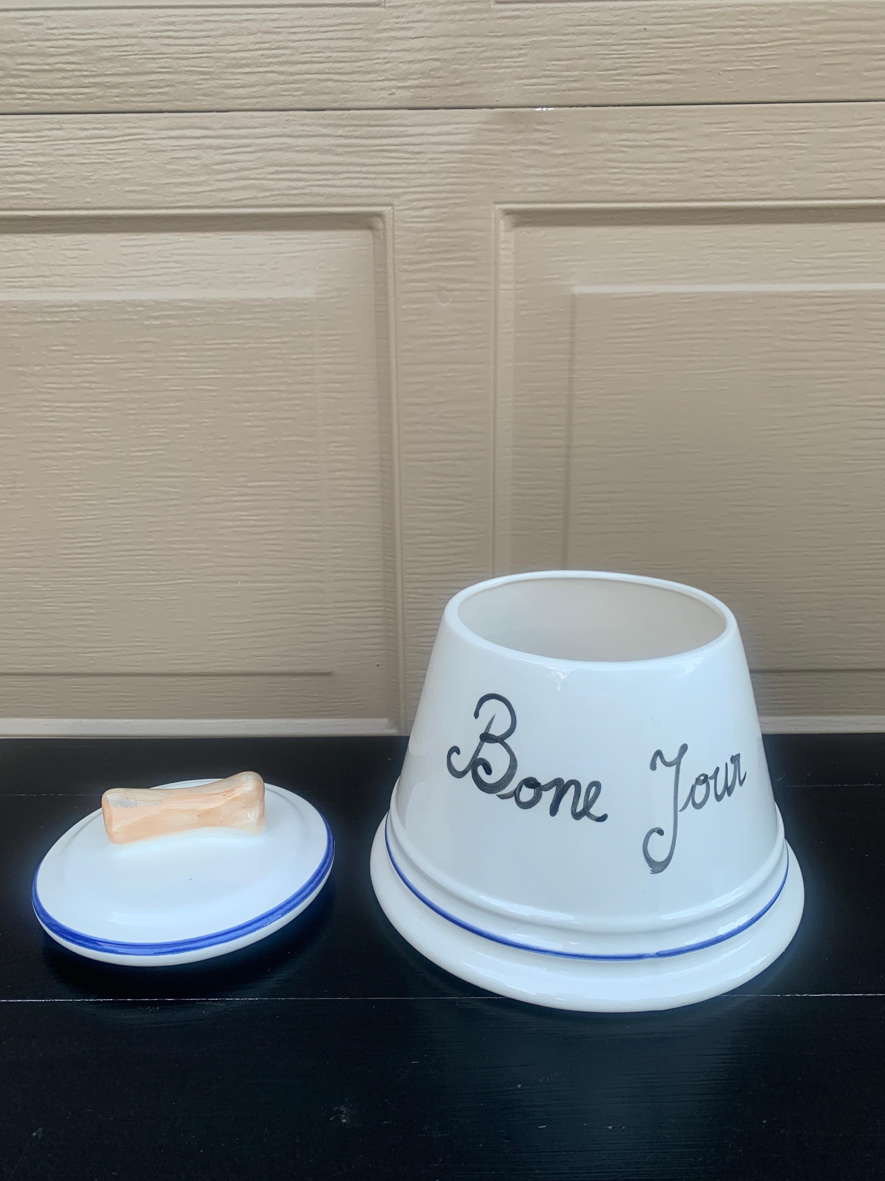 Contenitore con coperchio in porcellana bianca per crocchette per cani 