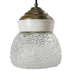 Lampes à suspension vintage en laiton et verre dépoli en porcelaine blanche