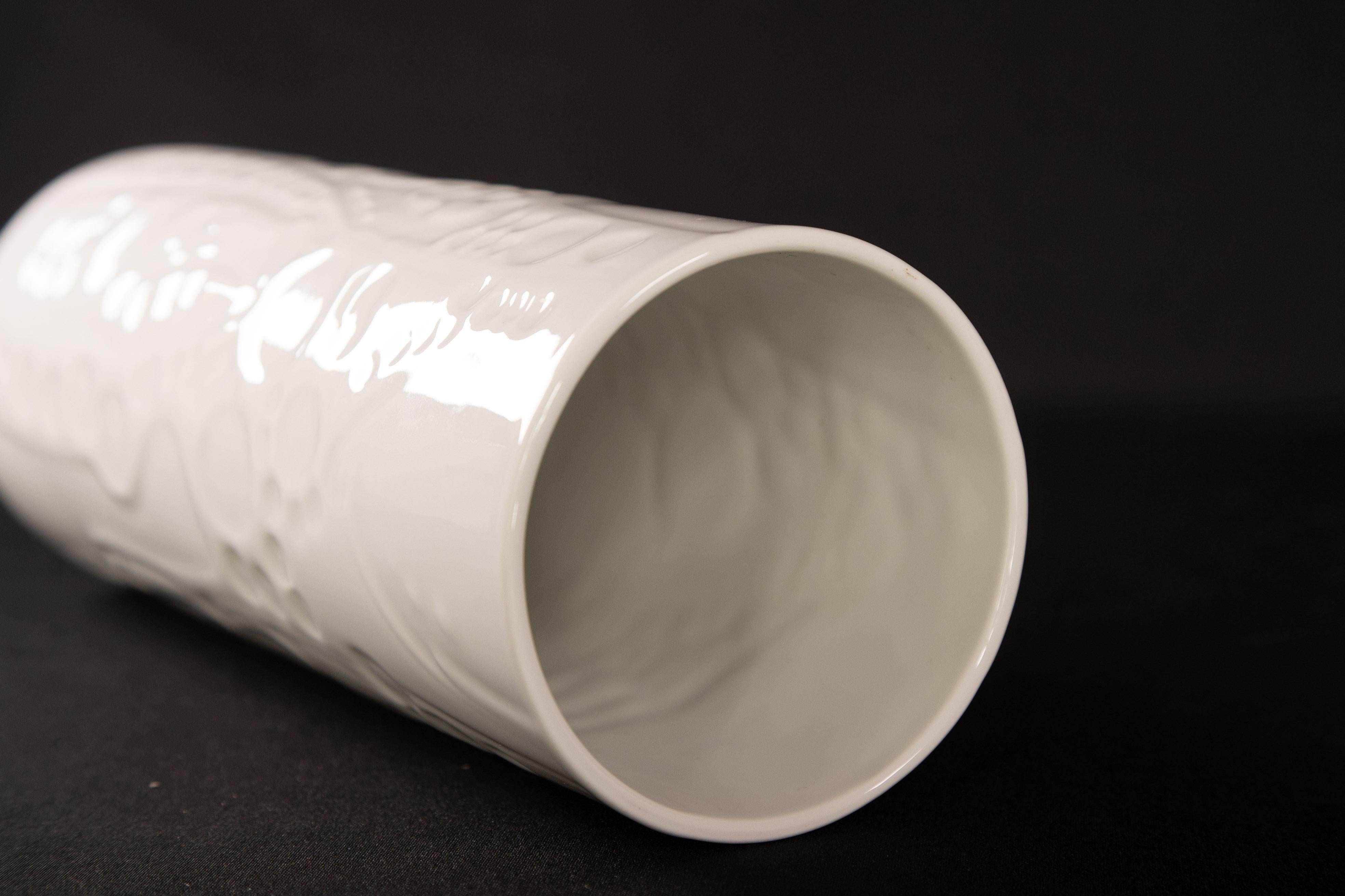 Ceramic White porcelain German Bavaria vase, marked 'Geroldporzellan' For Sale