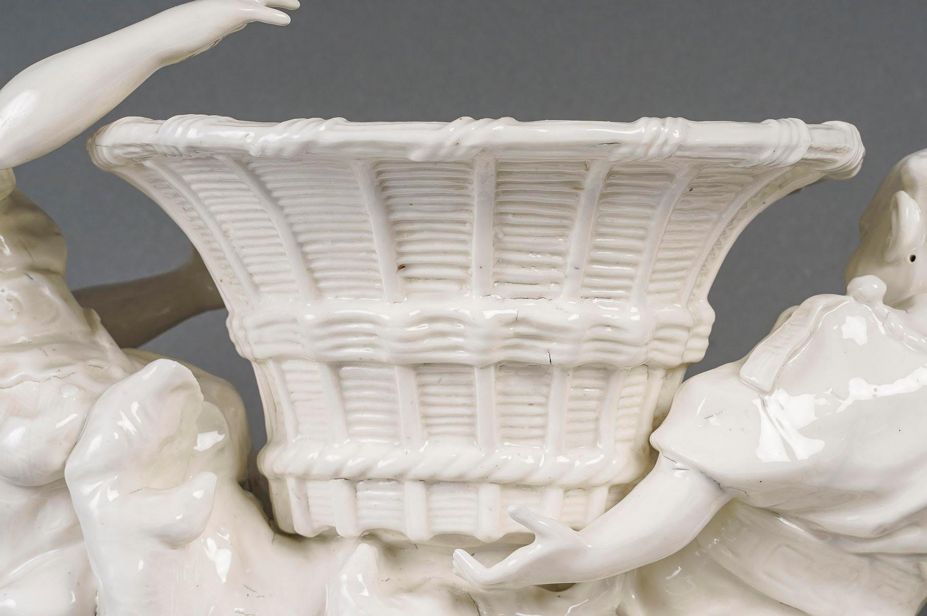 White Porcelain Jardinière, Chinese Style, Early 20th Century. For Sale 3