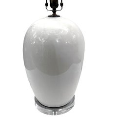 Lampada in porcellana bianca