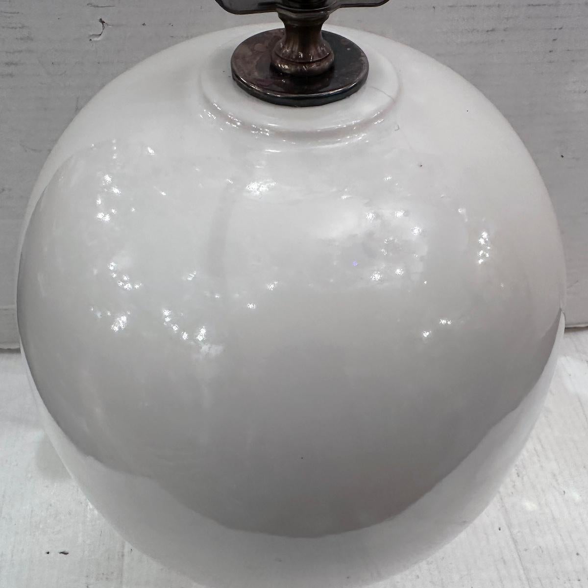 Lampe aus weißem Porzellan (Italienisch) im Angebot