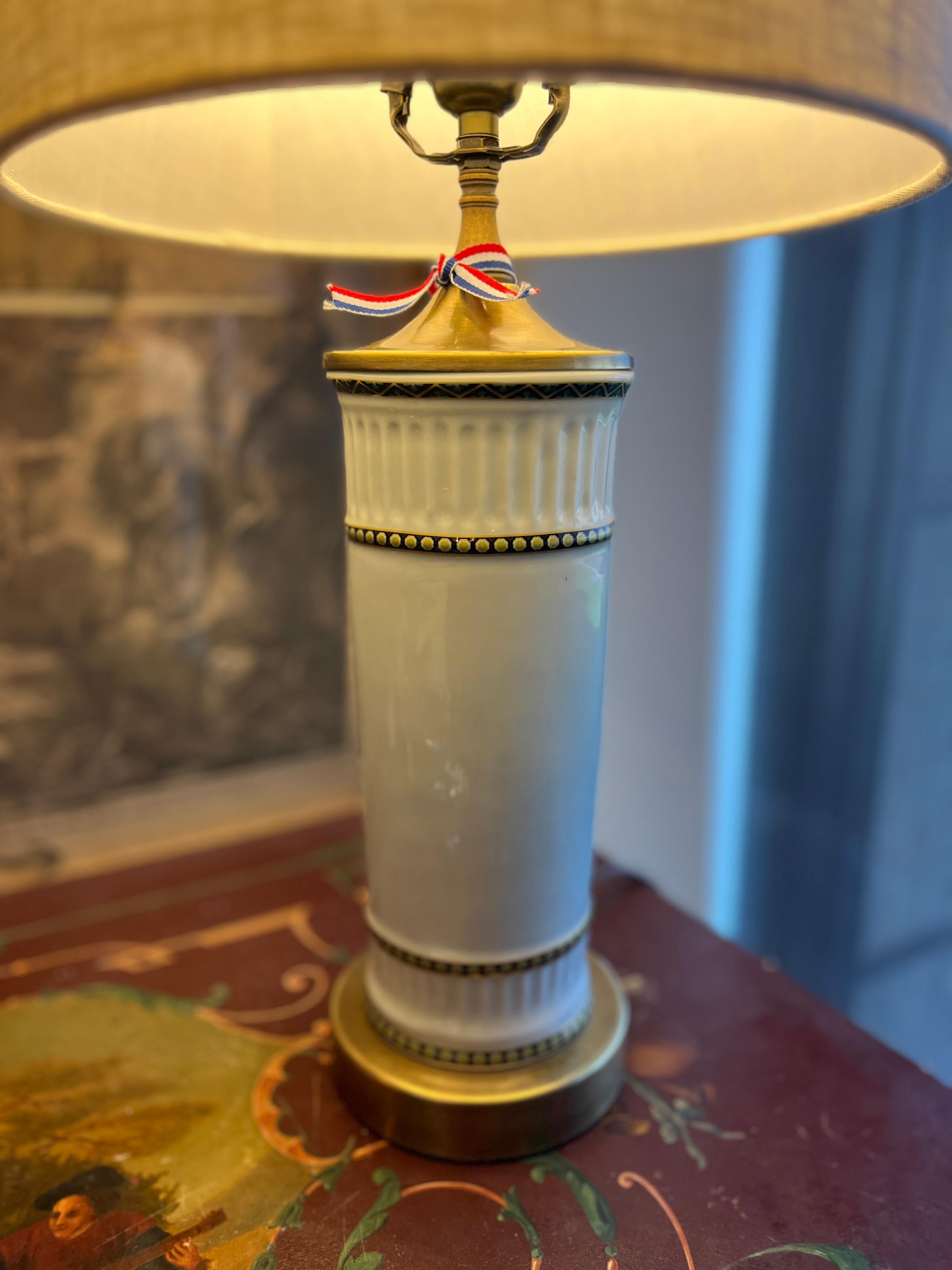 porcelain lamp base