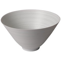 White Porcelain Luminescent Vessel