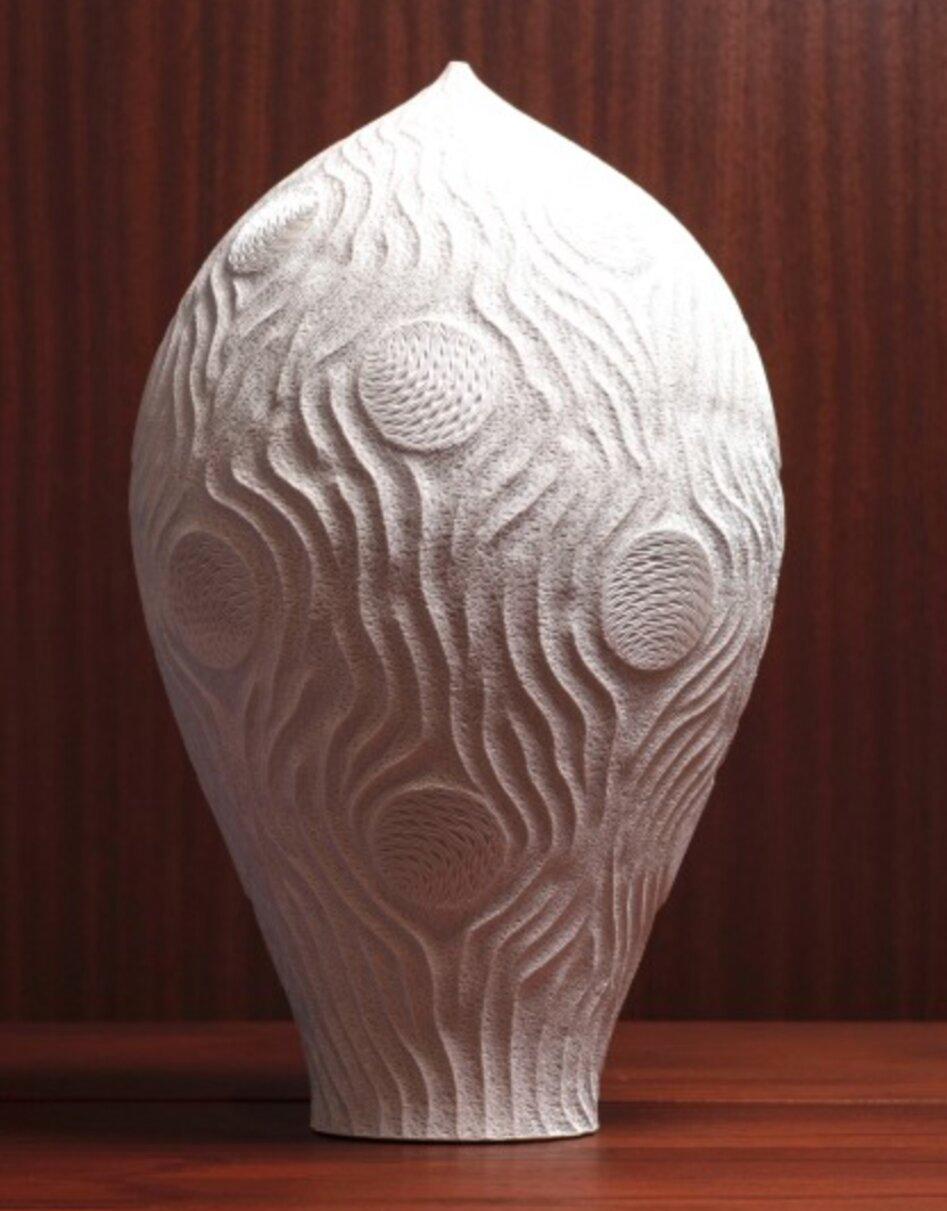 Coreano Scultura in porcellana bianca con creste di Lee Jong Min in vendita