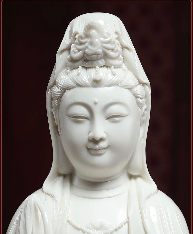 Vintage White Porcelain South Sea Buddha Statue Sitting on a Lotus Flower For Sale 2