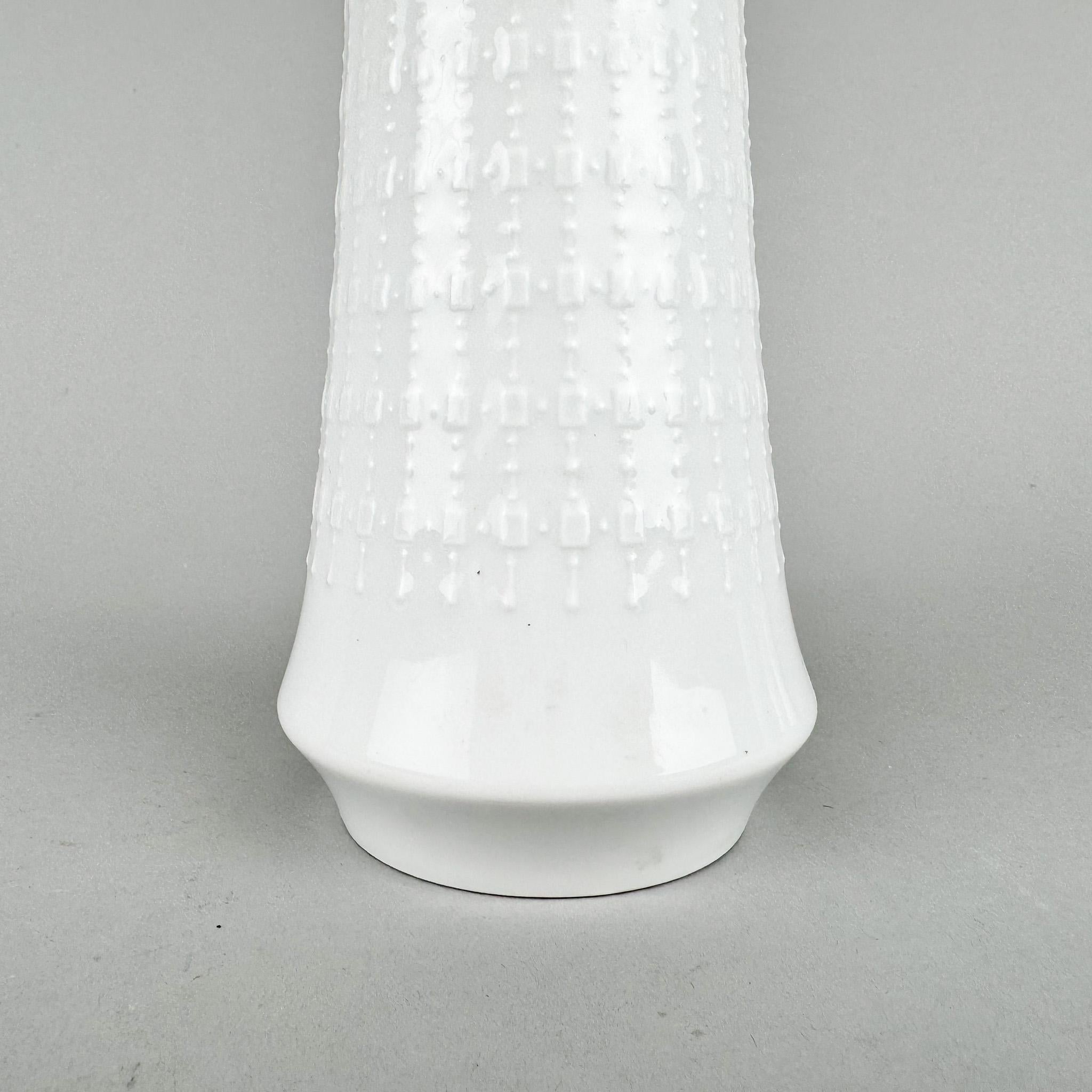 Tedesco Vaso in porcellana bianca di Lorenz Hutschenreuther, Germania in vendita